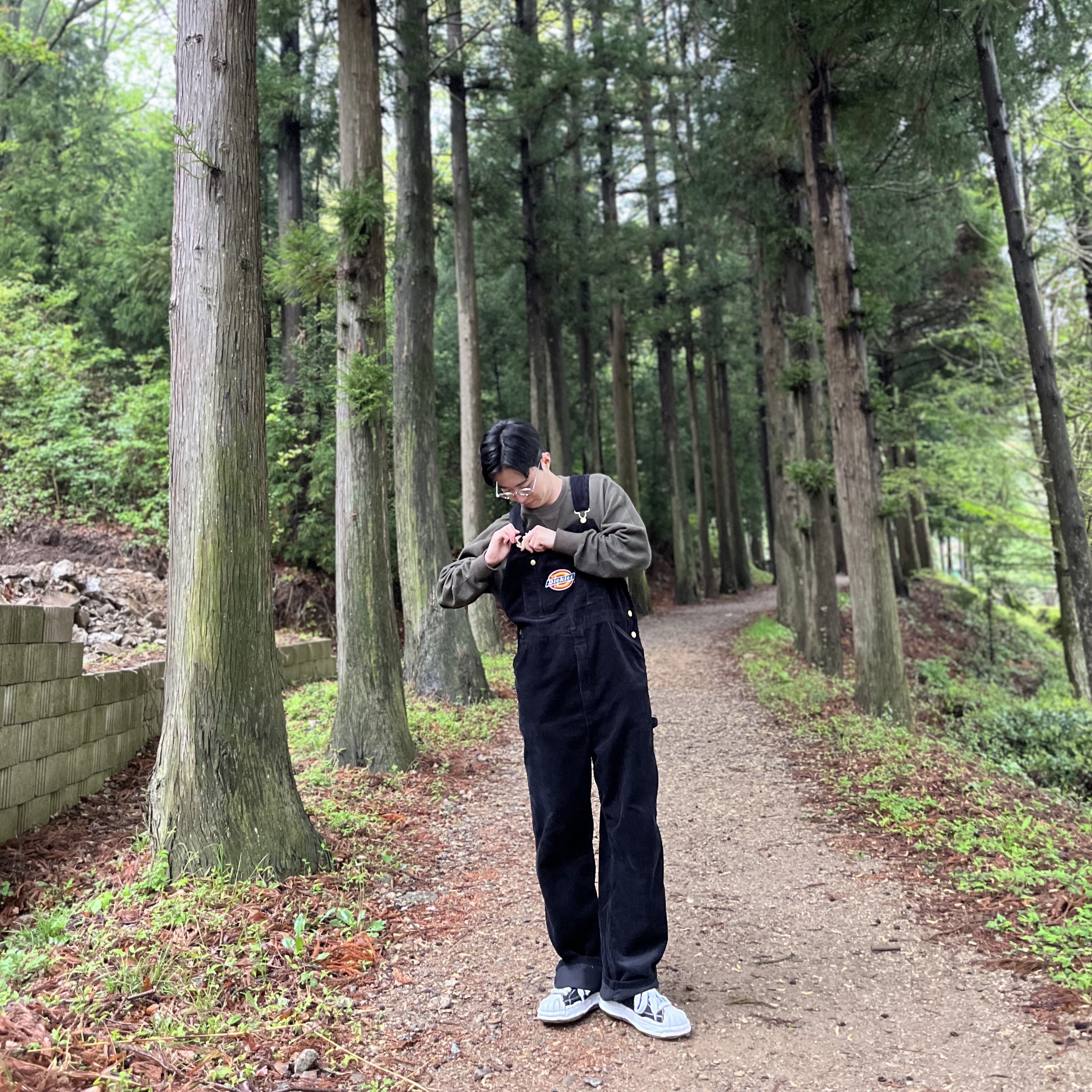 Supreme x Dickies Corduroy Overalls Black - 22FW, Maison Mihara Yasuhiro Blakey OG Sole Canvas Low-top Sneakers Black White 착용 스타일