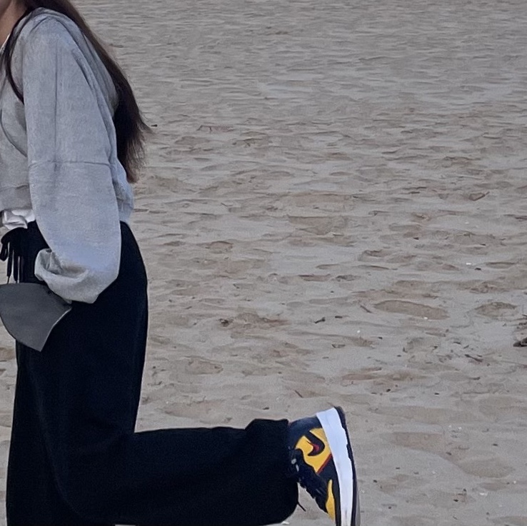 (W) Nike Dunk High Up Varsity Maize 착용 스타일
