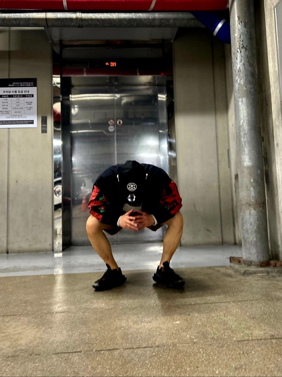 Supreme Destruction Of Purity Harrington Jacket Black - 23SS, Stussy SS Link 9Twenty Cap Black 착용 스타일 - 5