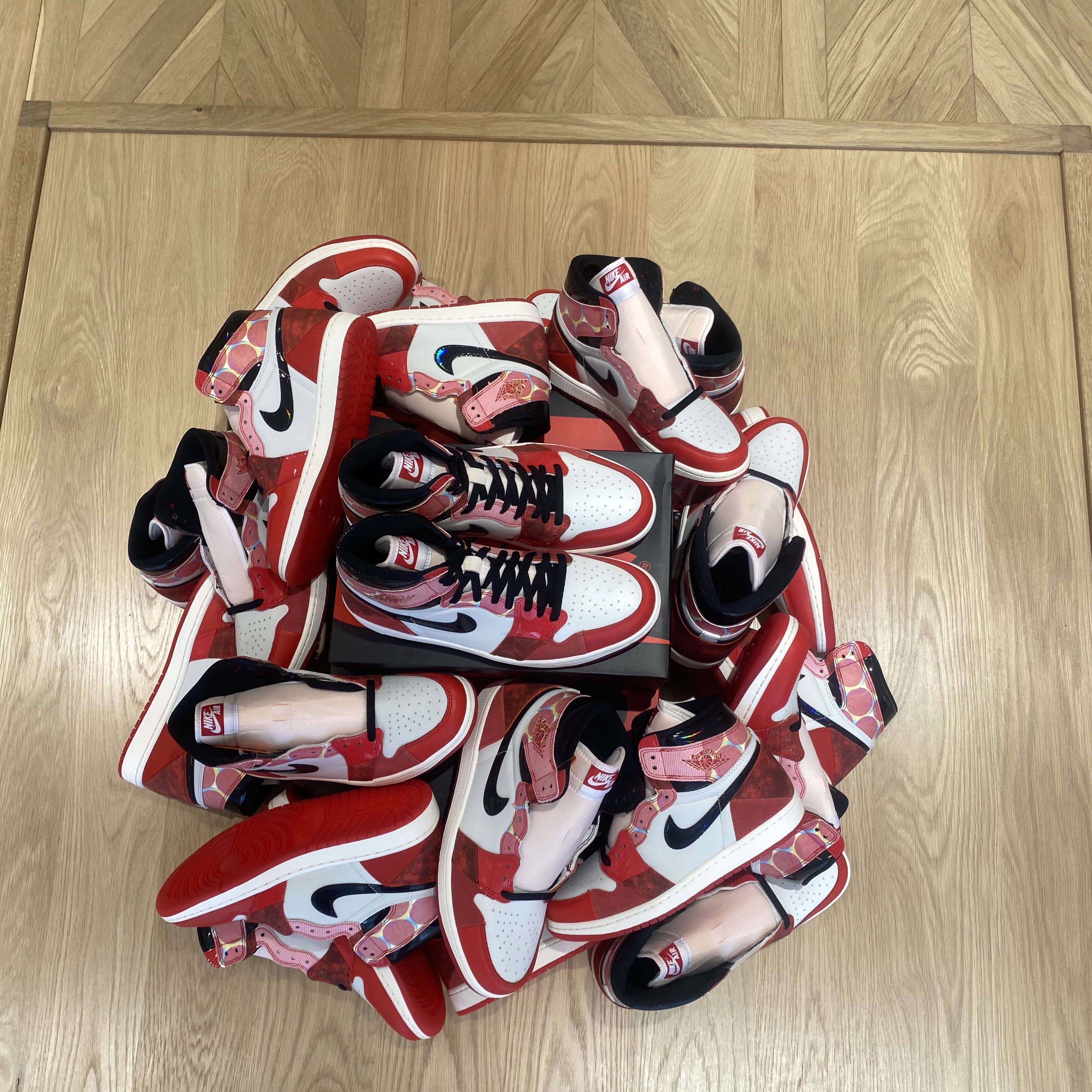 Jordan 1 Retro High Spider-Man Next Chapter 착용 스타일