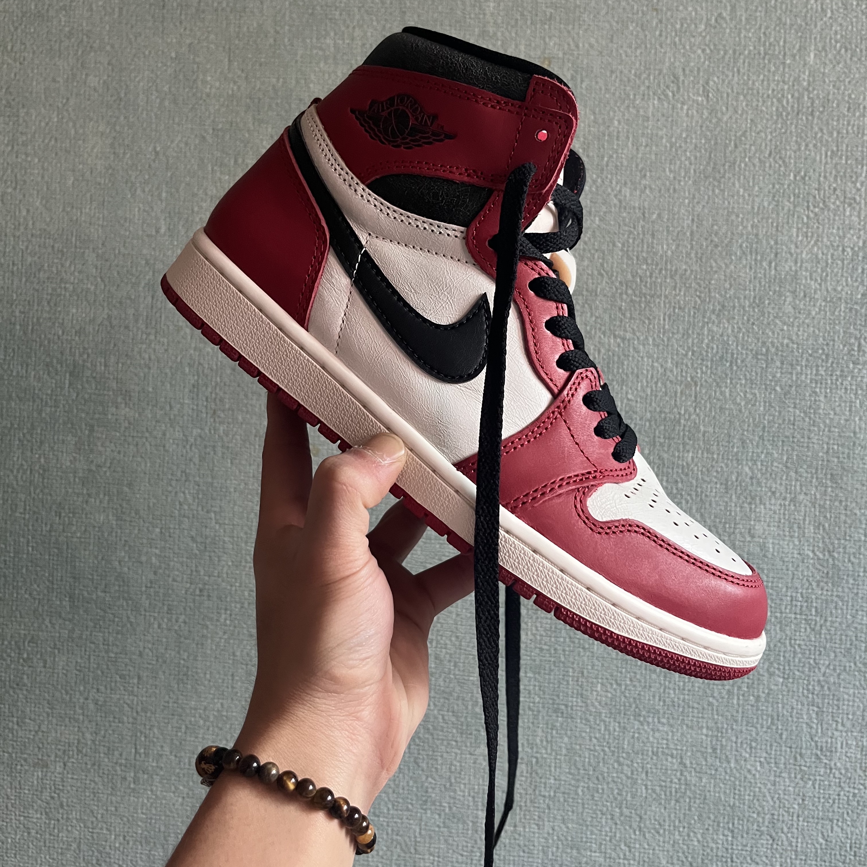 Jordan 1 Retro High OG Chicago 2022 착용 스타일 - 1