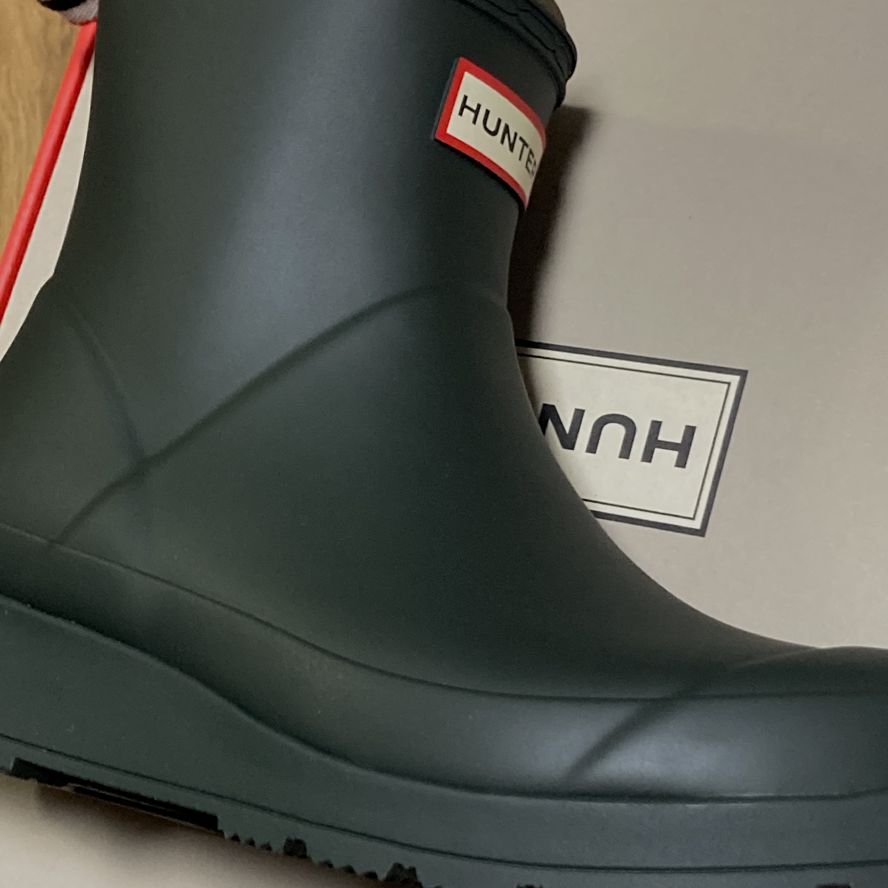 Hunter Play Short Wellington Boots Arctic Moss Green 착용 스타일