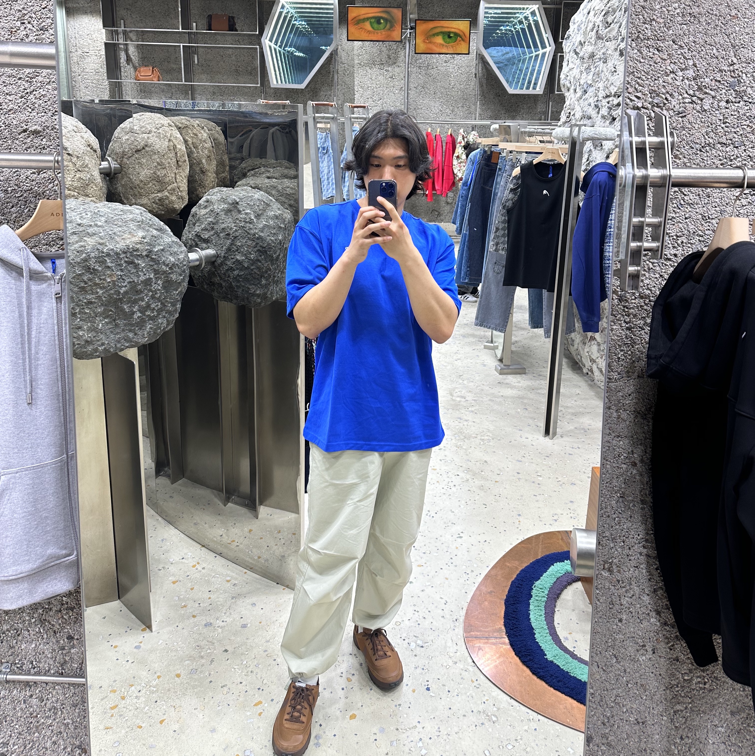 Ader Error Sig; TRS/BL Tag T-Shirt 01 Z-Blue, Nike x Tom Sachs General Purpose Shoe Brown 착용 스타일