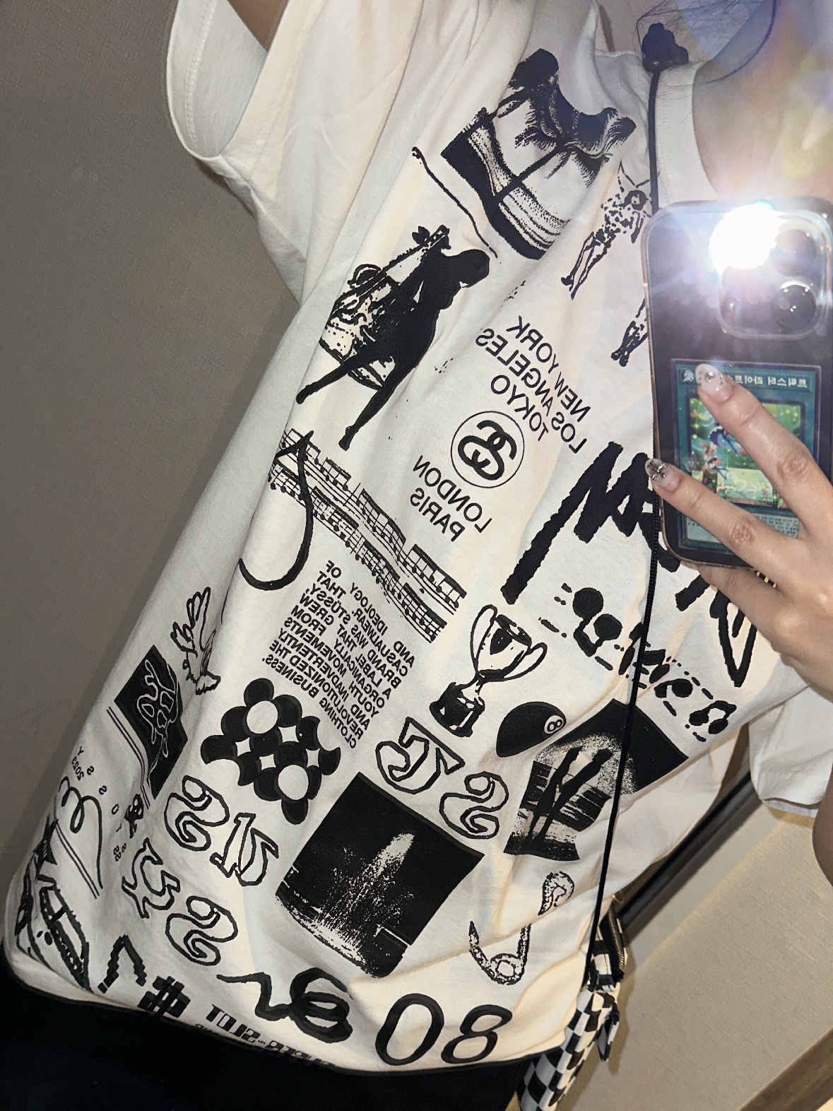 Stussy Sara T-Shirt White 착용 스타일