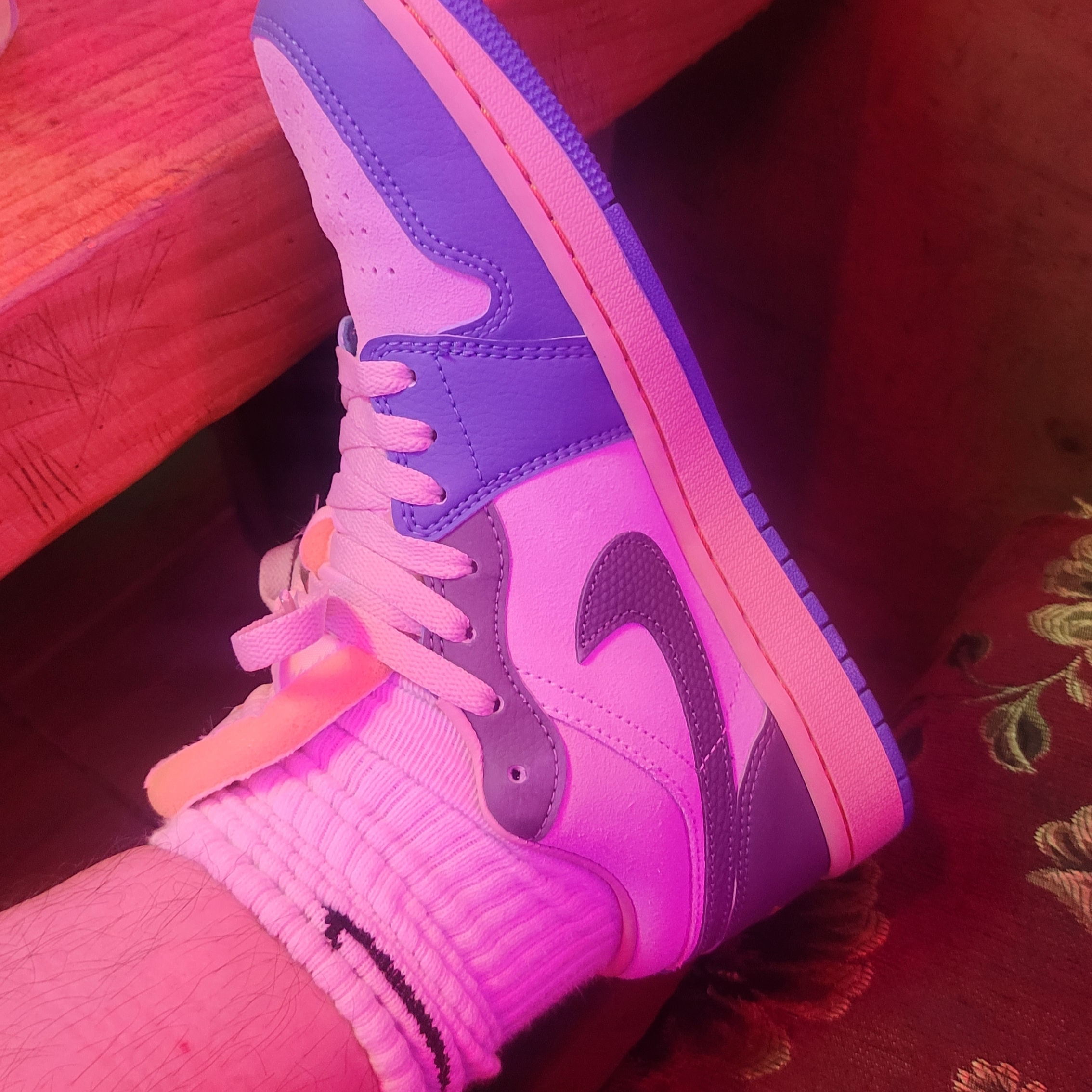 Jordan 1 Low SE Tokyo 96 착용 스타일