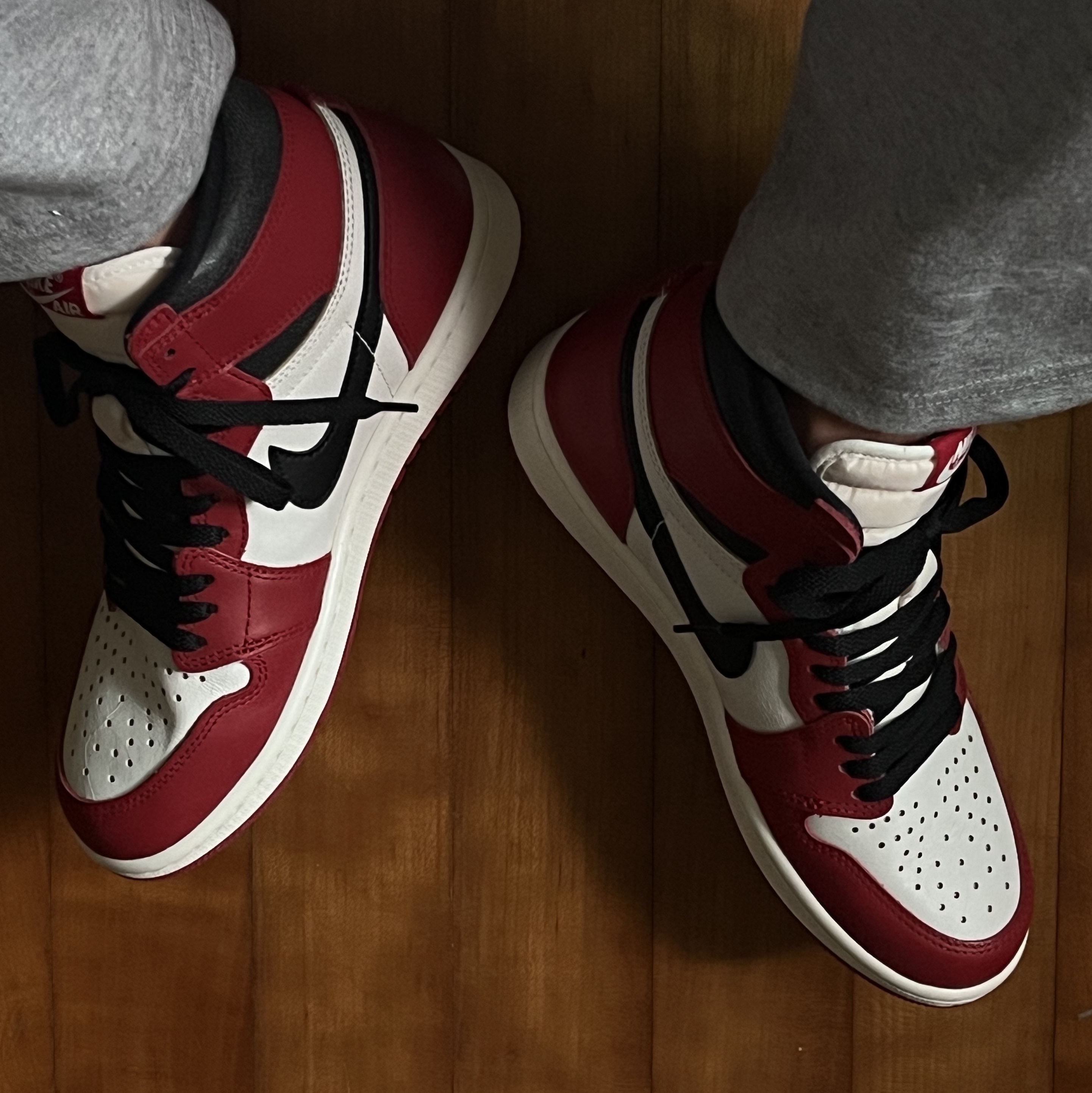Jordan 1 Retro High OG Chicago 2022 착용 스타일 - 2