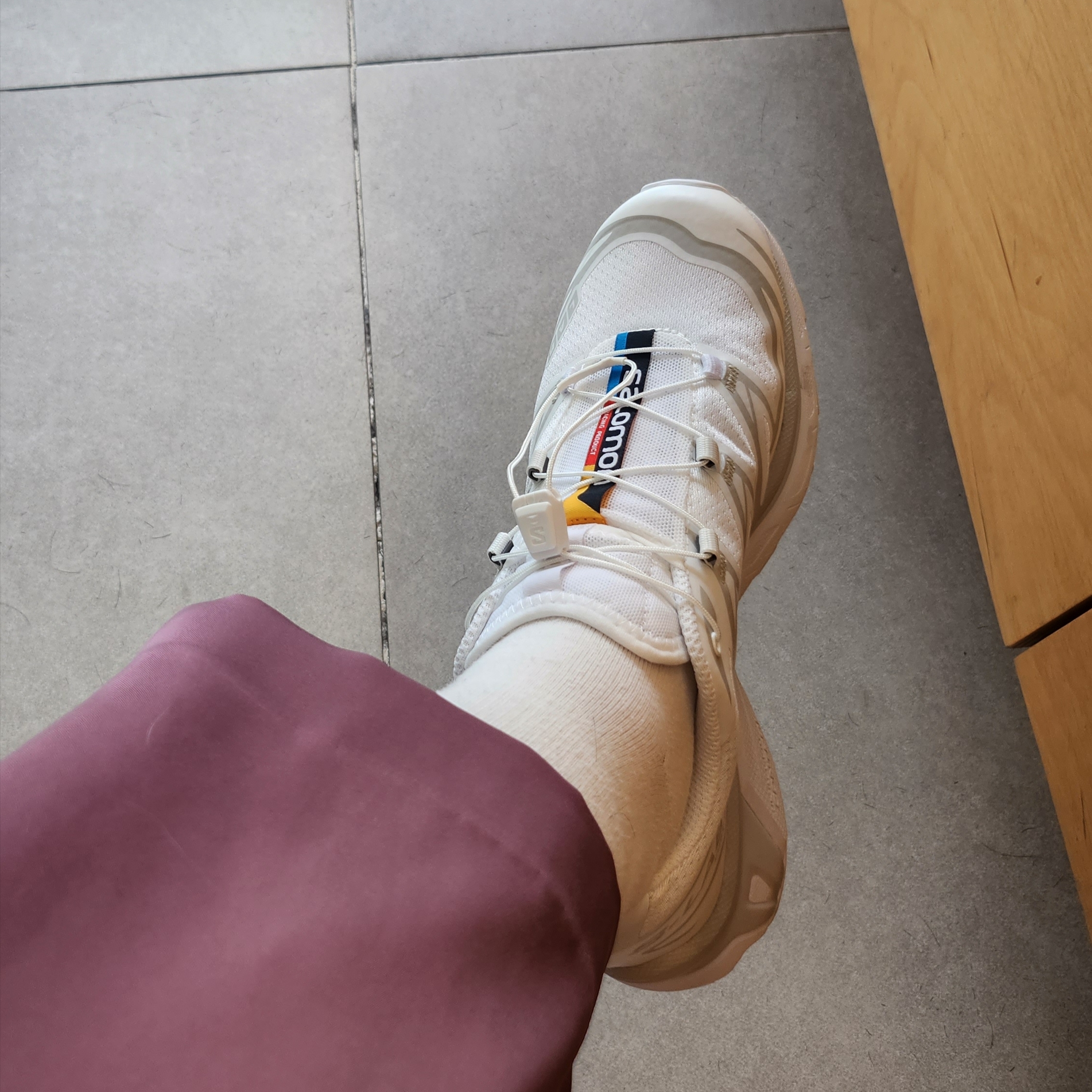 Salomon XT-6 ADV White 착용 스타일