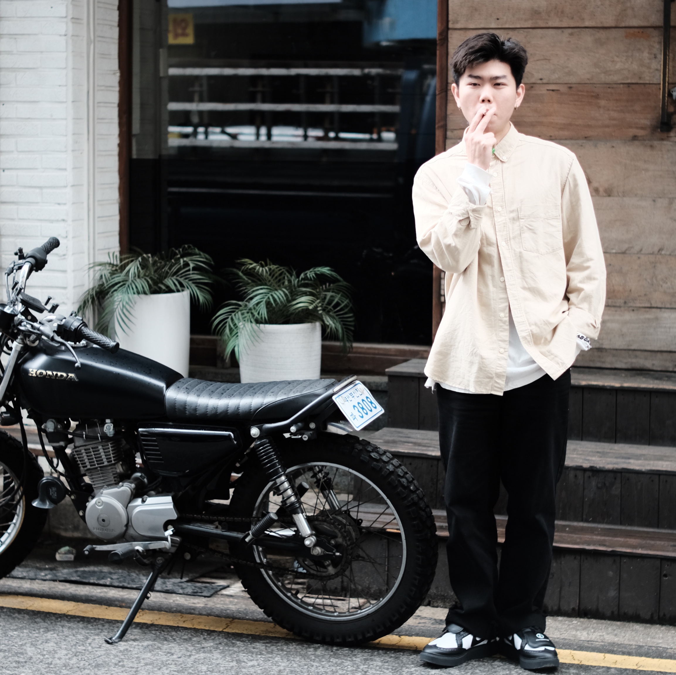 Nike x Peaceminusone Kwondo1 Black and White 착용 스타일 - 1