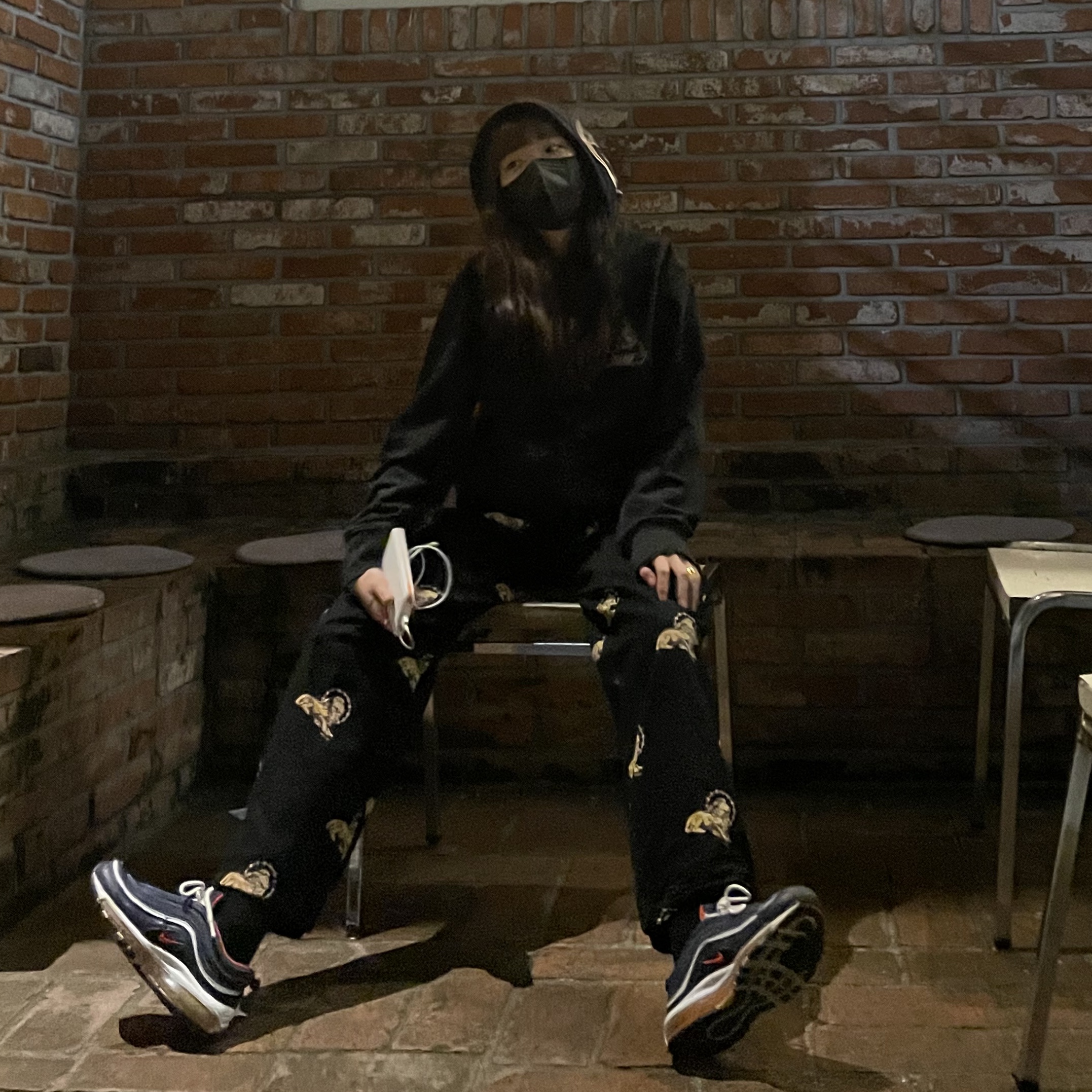 Nike Air Max 97 Midnight Navy Habanero Red, Palace Tri-Archaeology Hood Black - 21SS 착용 스타일