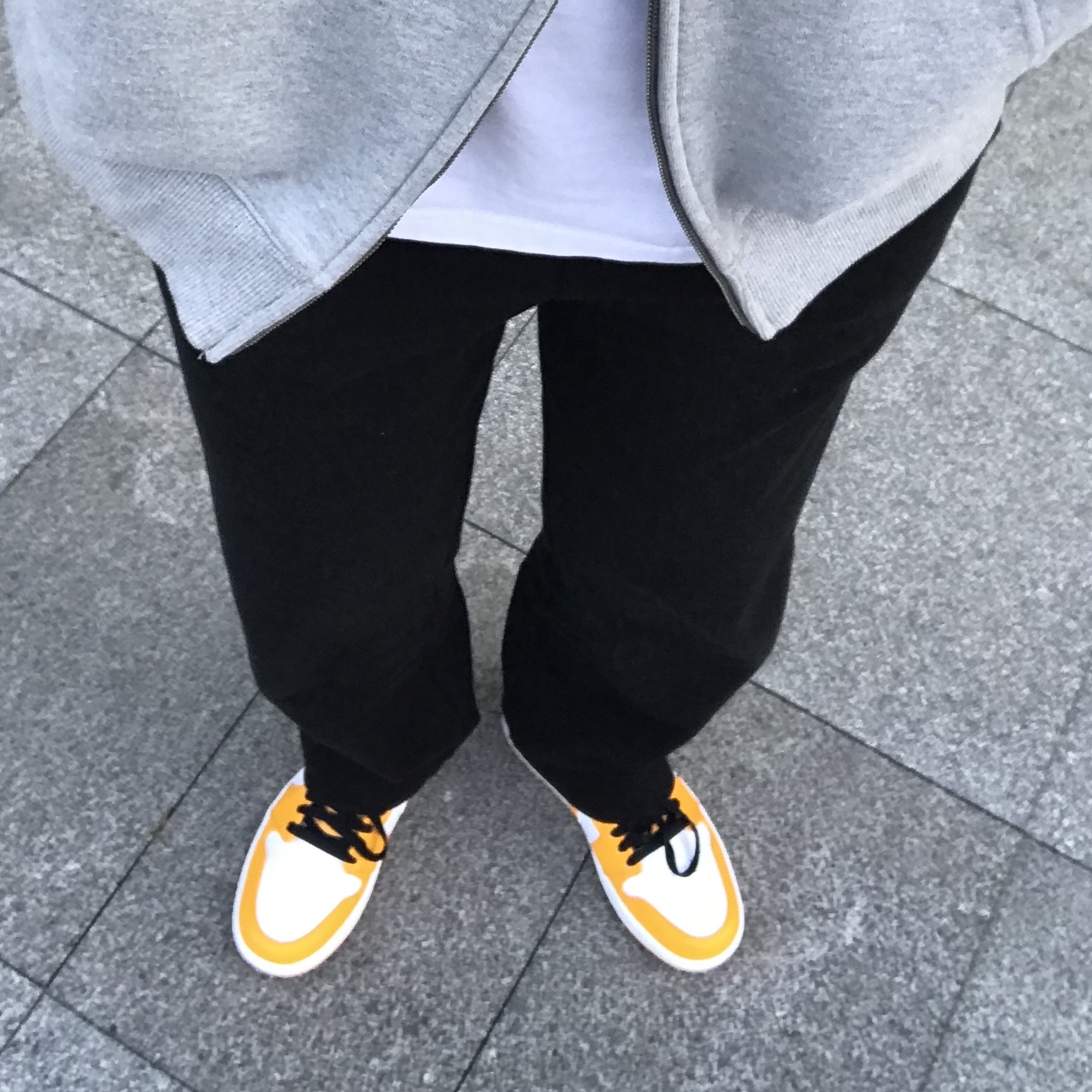 Jordan 1 Low Taxi 착용 스타일