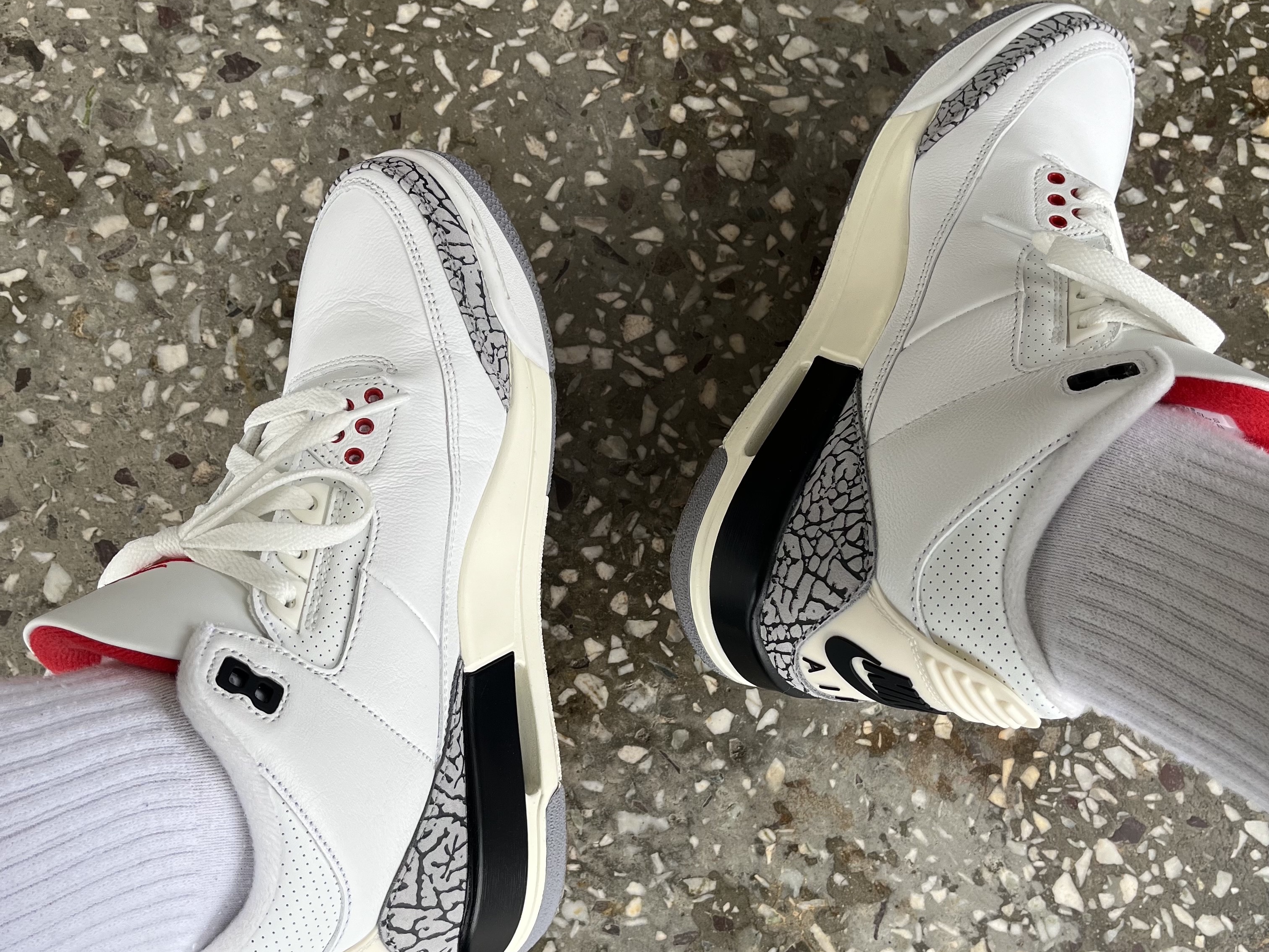 Jordan 3 Retro White Cement Reimagined 착용 스타일