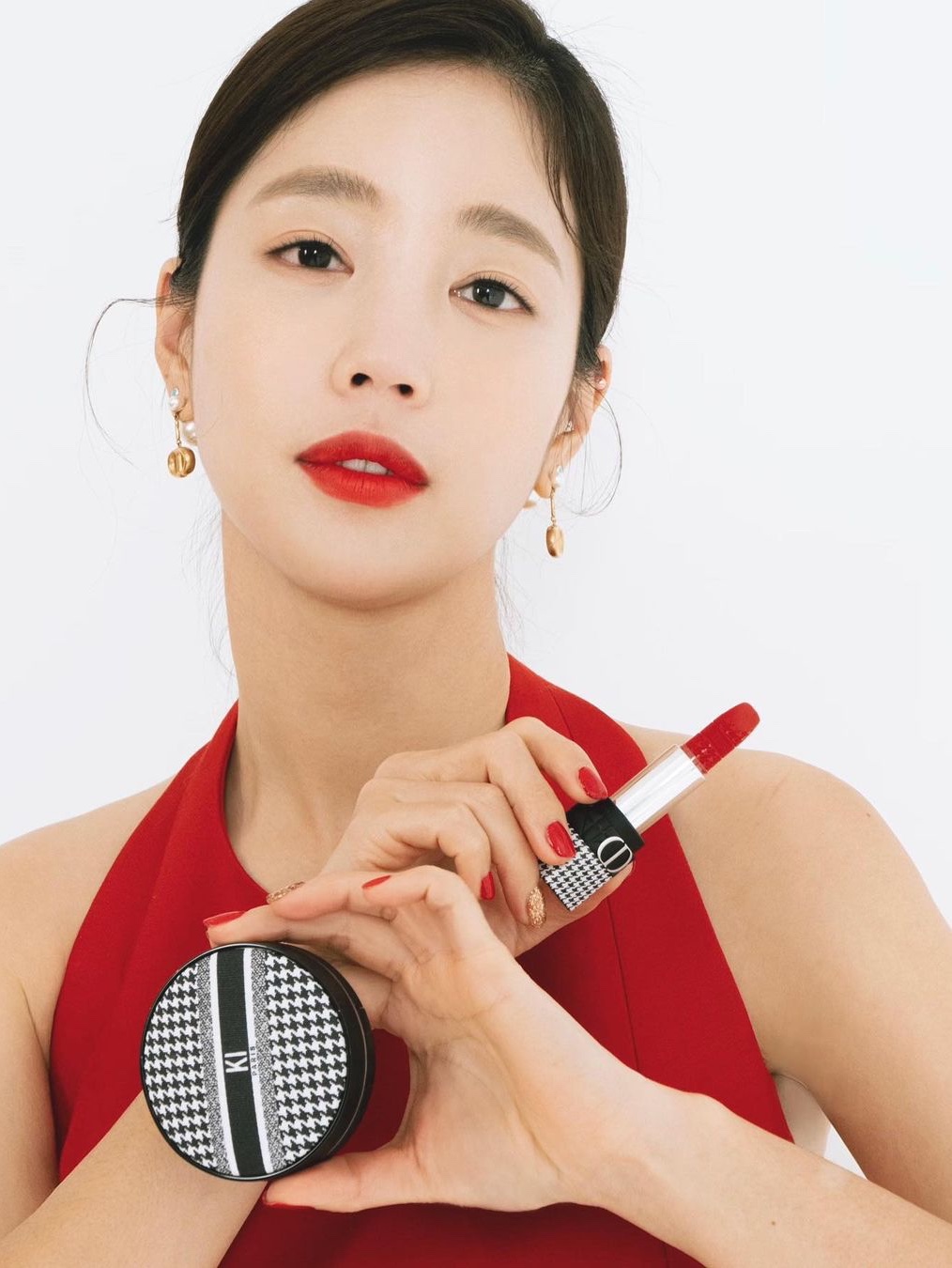 Dior New Look Limited Edition Rouge Dior 999 Velvet 착용 스타일