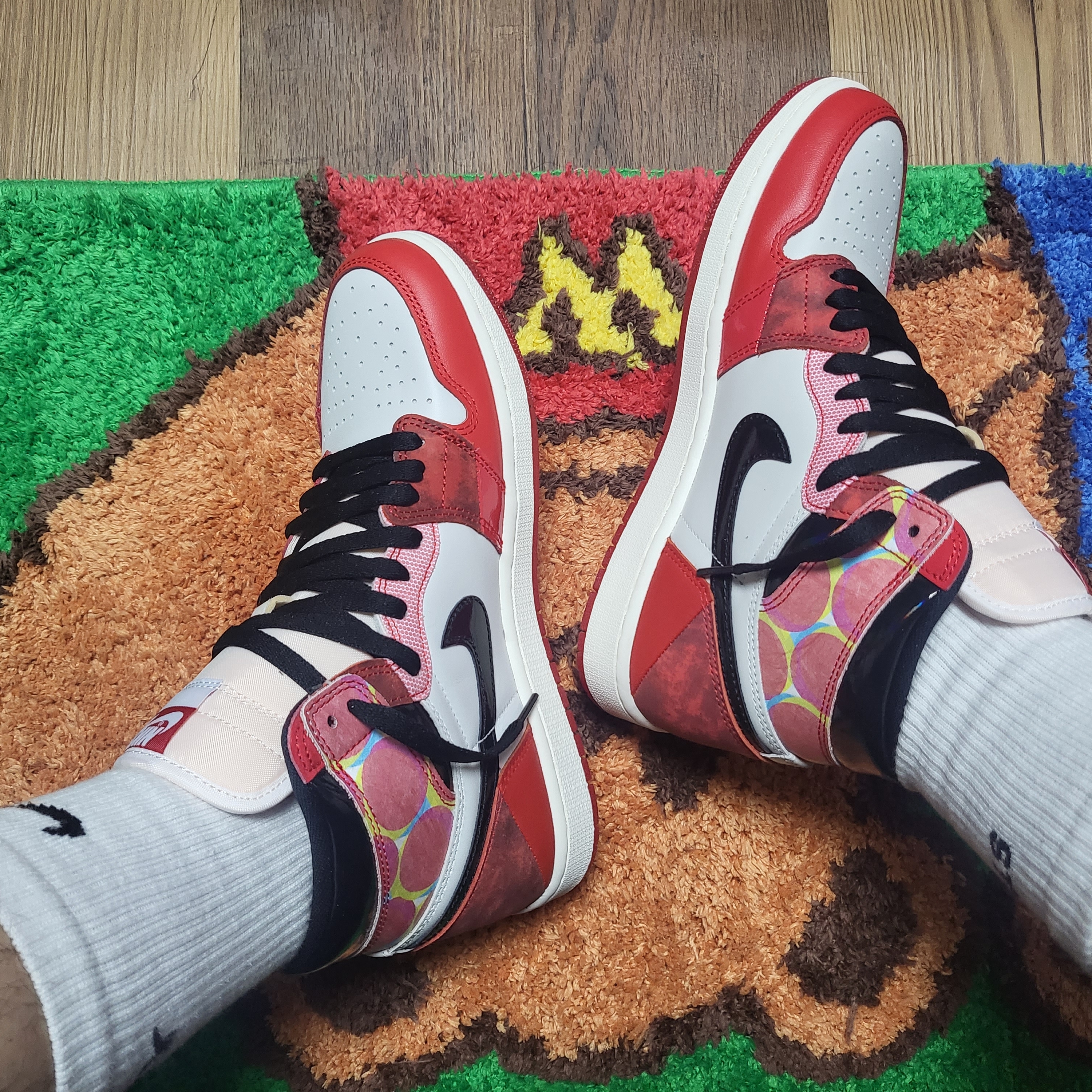 Jordan 1 Retro High Spider-Man Next Chapter 착용 스타일 - 1
