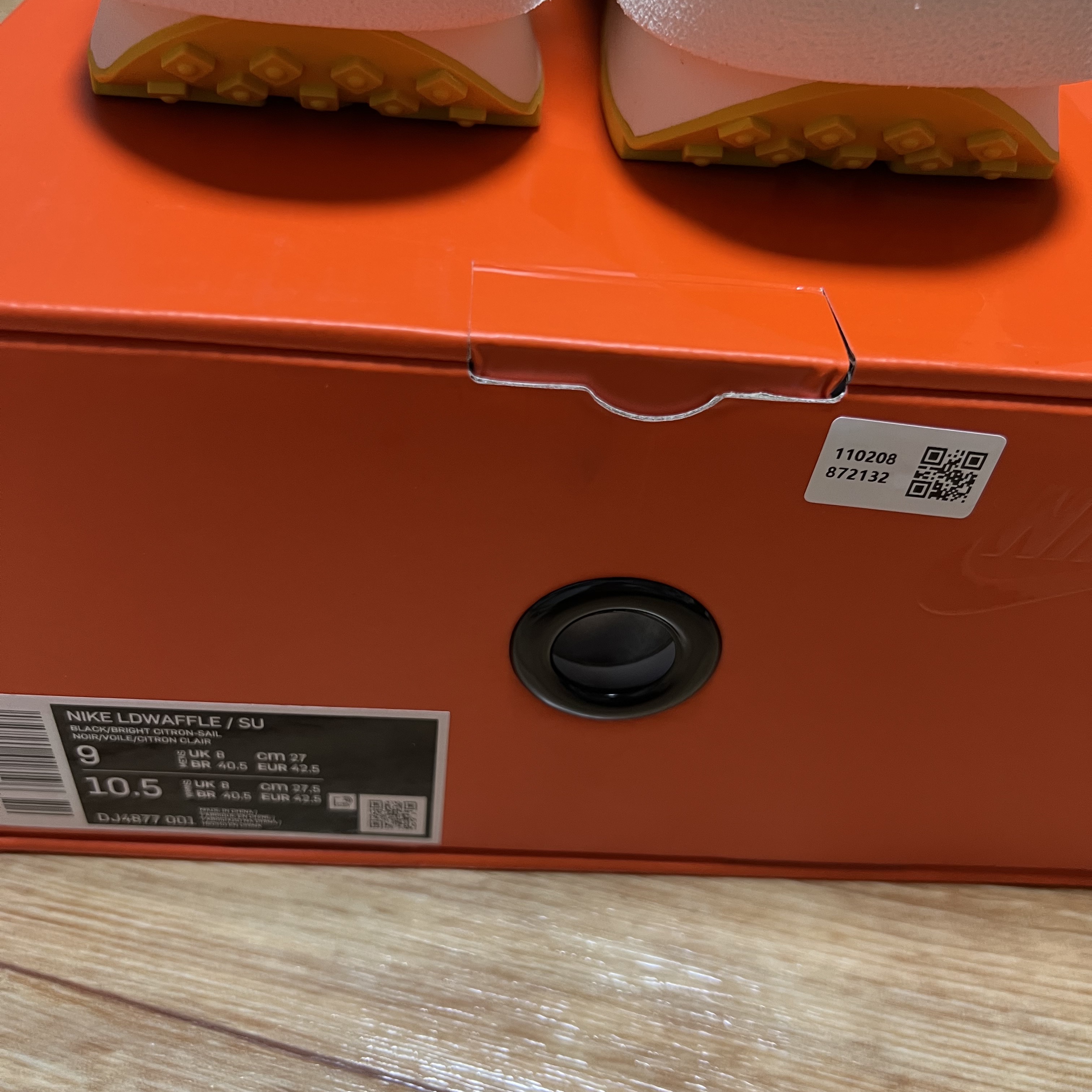 Nike x Sacai x Undercover LDWaffle Black Bright Citron 착용 스타일 - 4