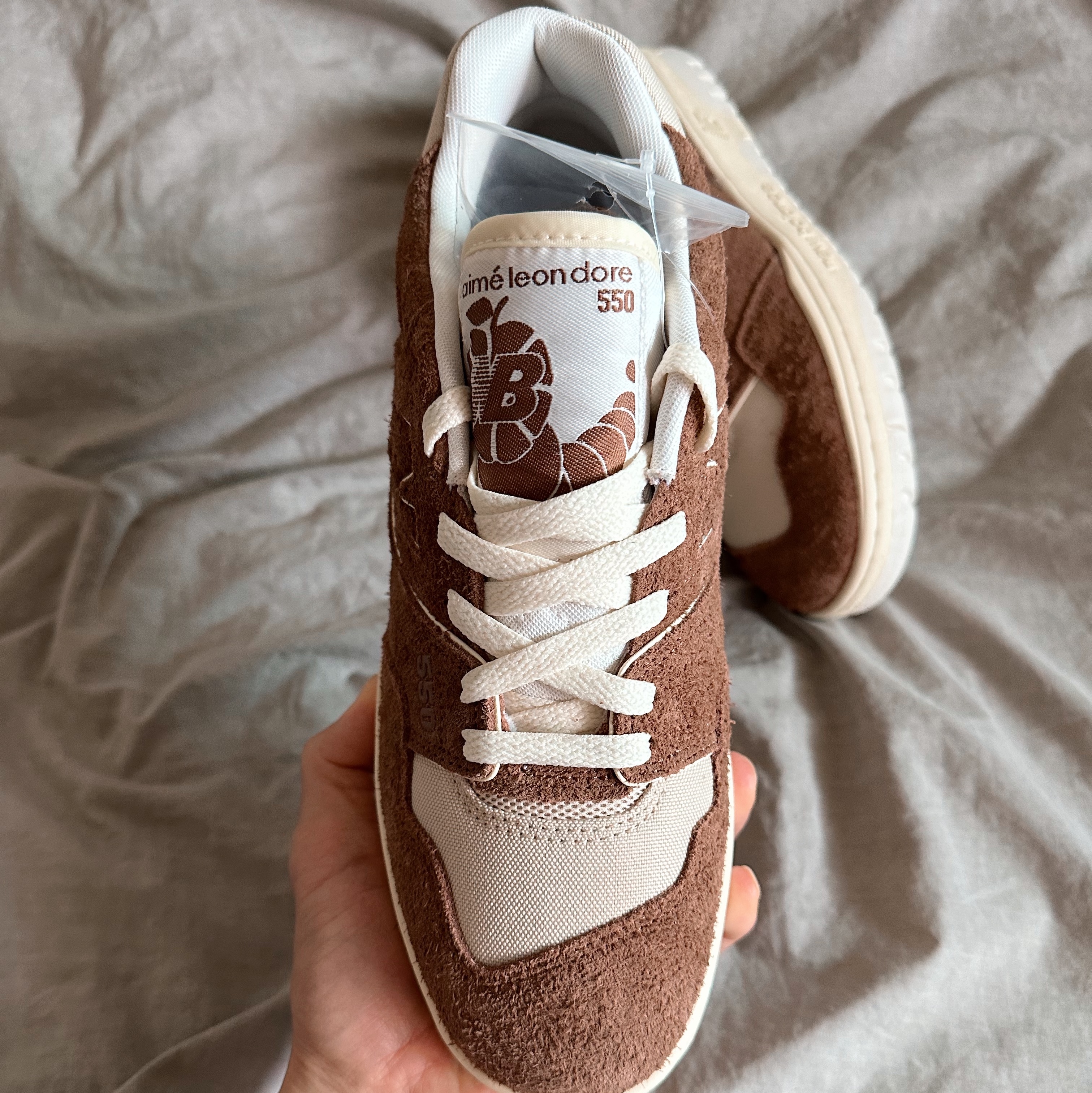 New Balance x Aime Leon Dore 550 True Brown 착용 스타일 - 3