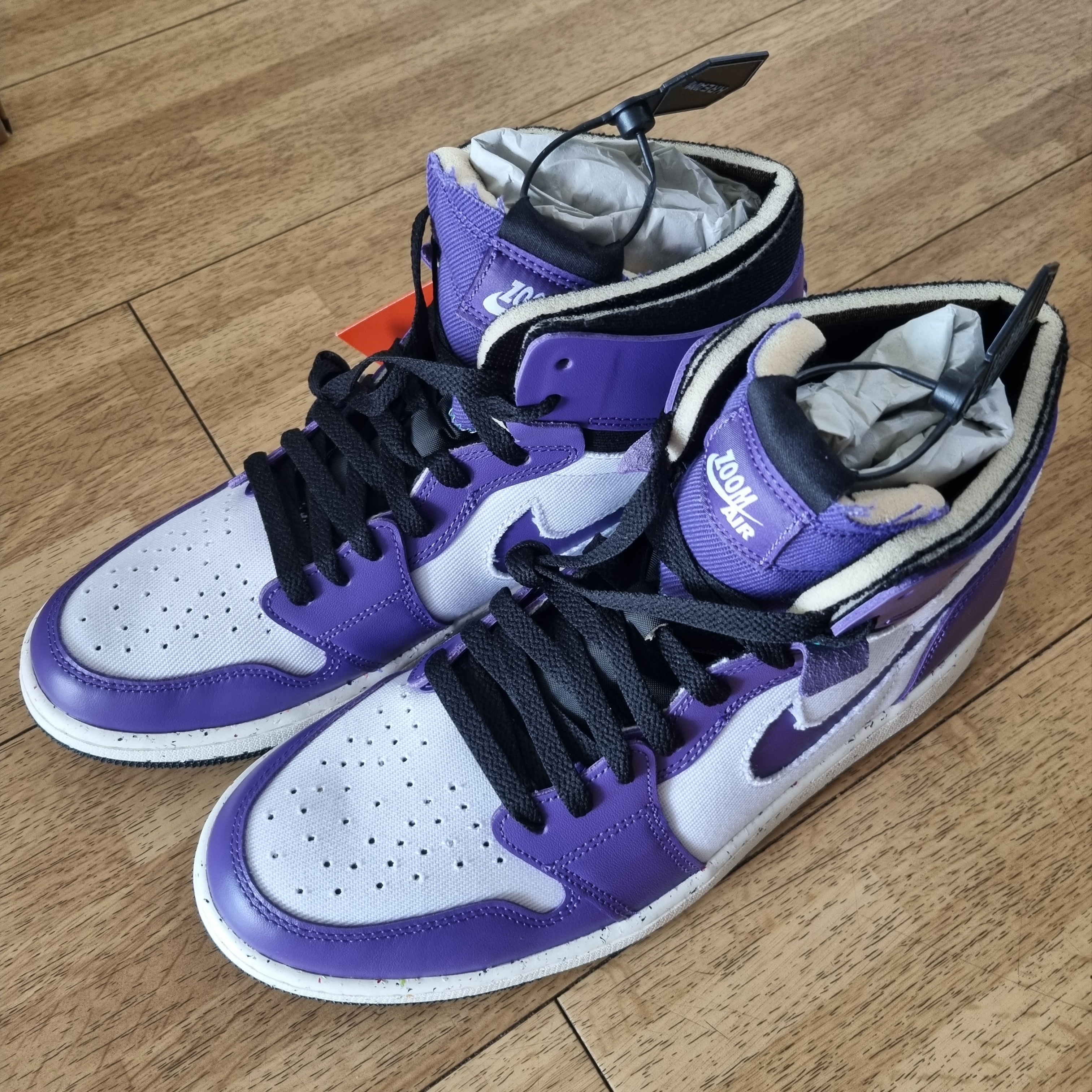 Jordan 1 Zoom Air CMFT Dark Iris 착용 스타일
