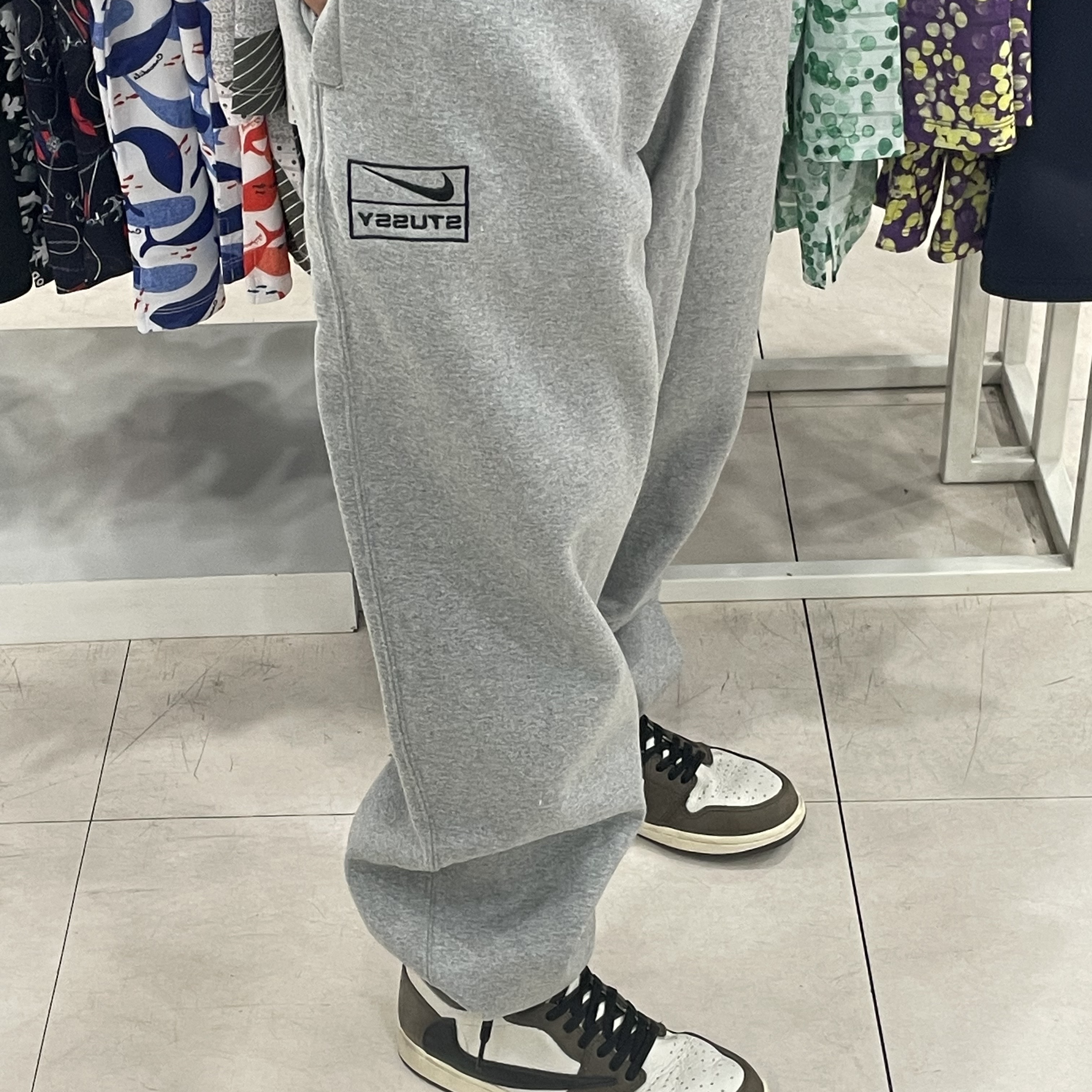 Nike x Stussy NRG RA Fleece Pants Dark Grey Heather (DJ9490-063) 착용 스타일