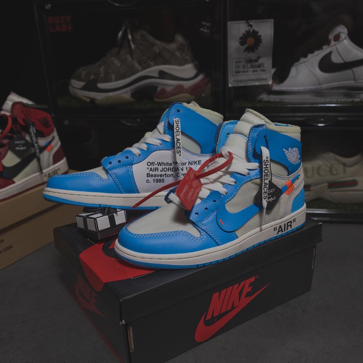 Jordan 1 x Off-White Retro High University Blue 착용 스타일