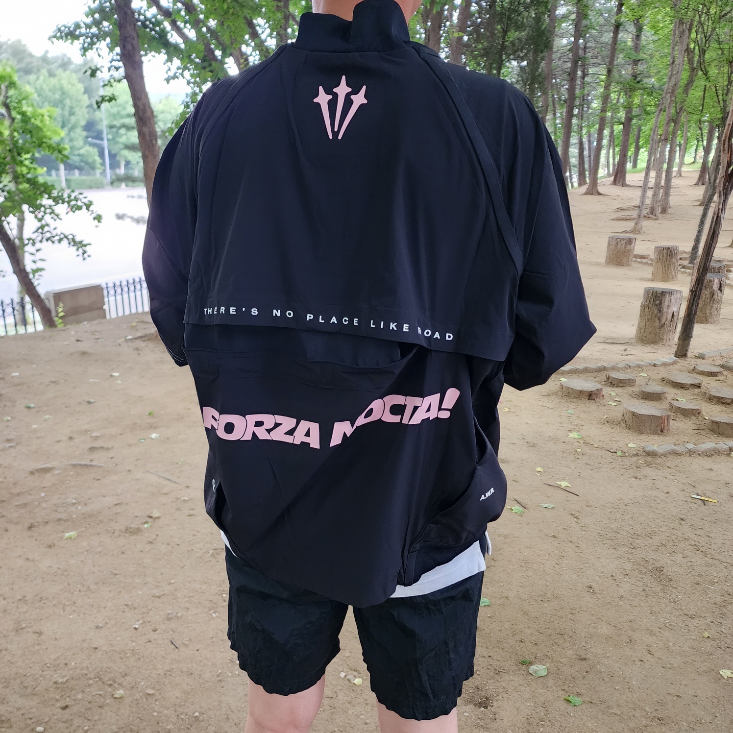 (W) Nike x Drake Nocta NRG LR L/S Crew Black (DV3631-010), Stone Island B0943 Nylon Metal in Econyl Regenerated Nylon Swimming Trunk Black - 22FW 착용 스타일 - 1