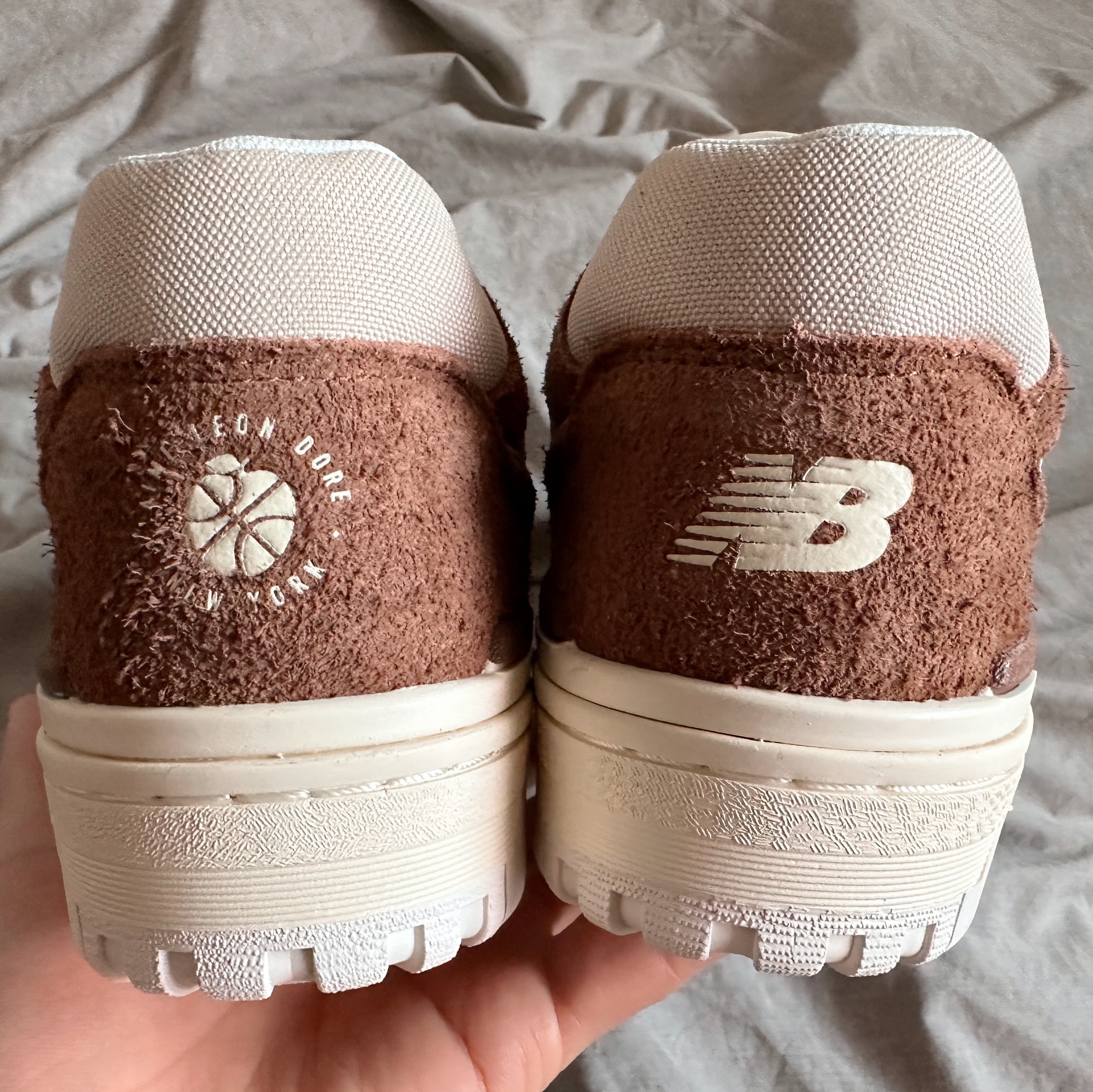 New Balance x Aime Leon Dore 550 True Brown 착용 스타일 - 5