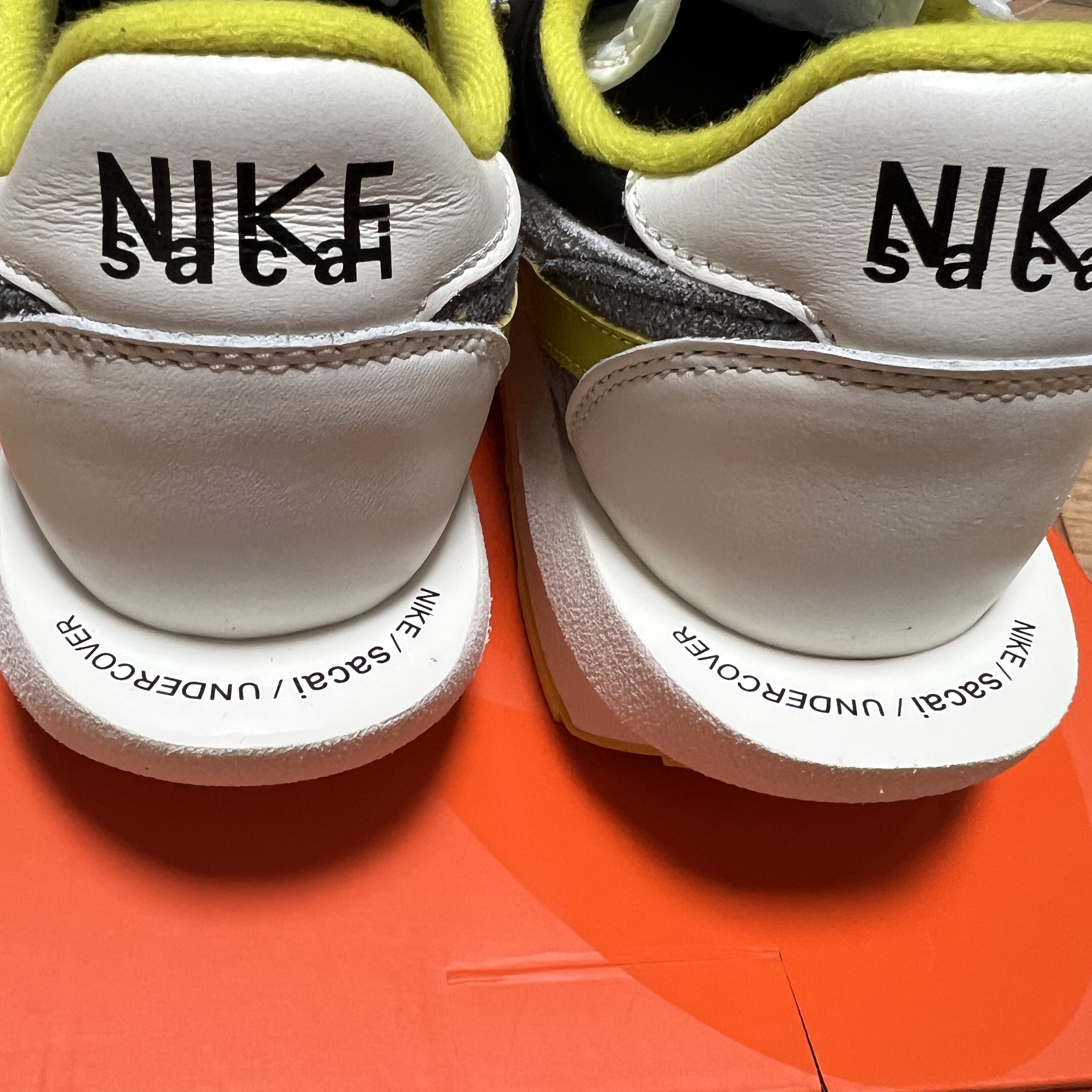 Nike x Sacai x Undercover LDWaffle Black Bright Citron 착용 스타일 - 5