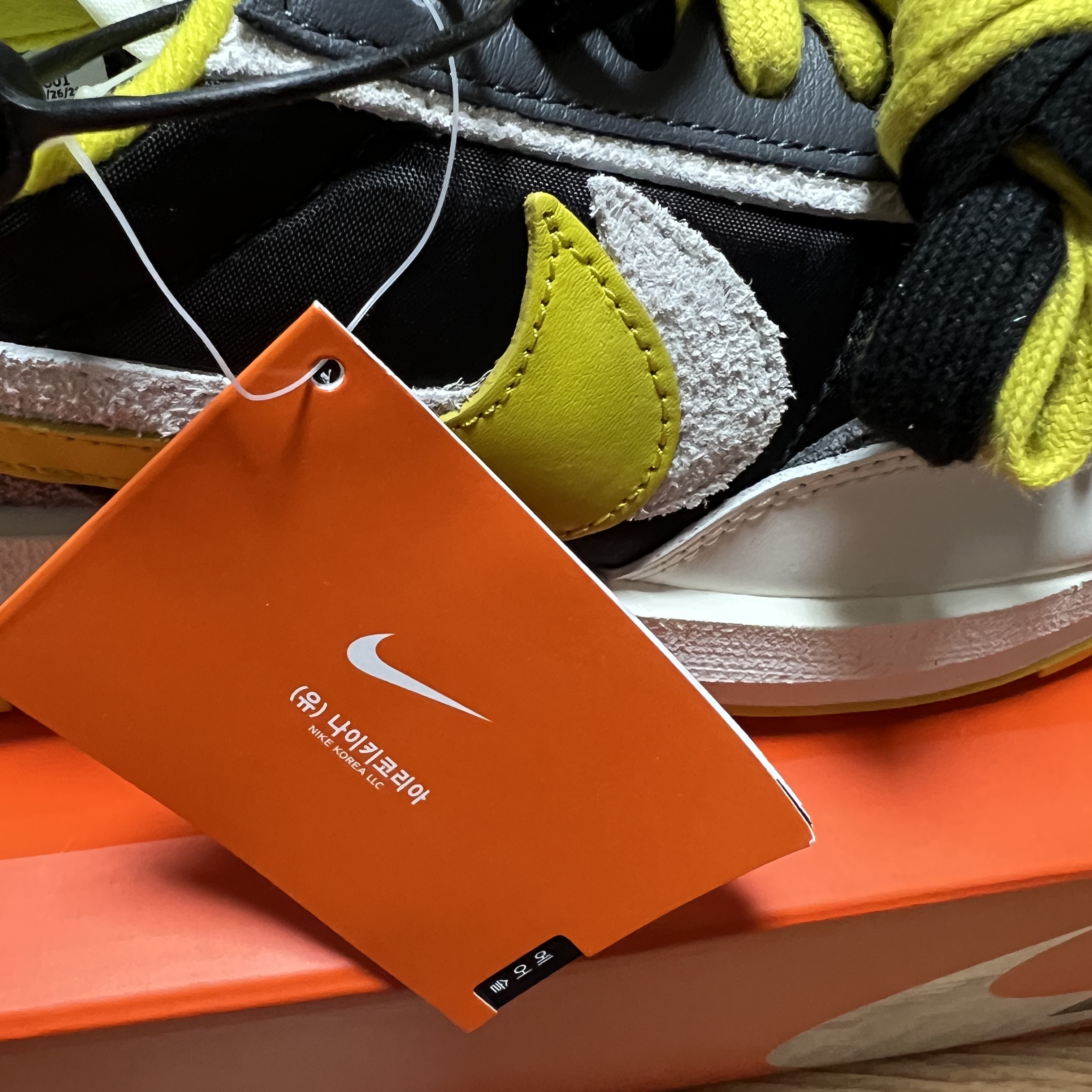 Nike x Sacai x Undercover LDWaffle Black Bright Citron 착용 스타일 - 1