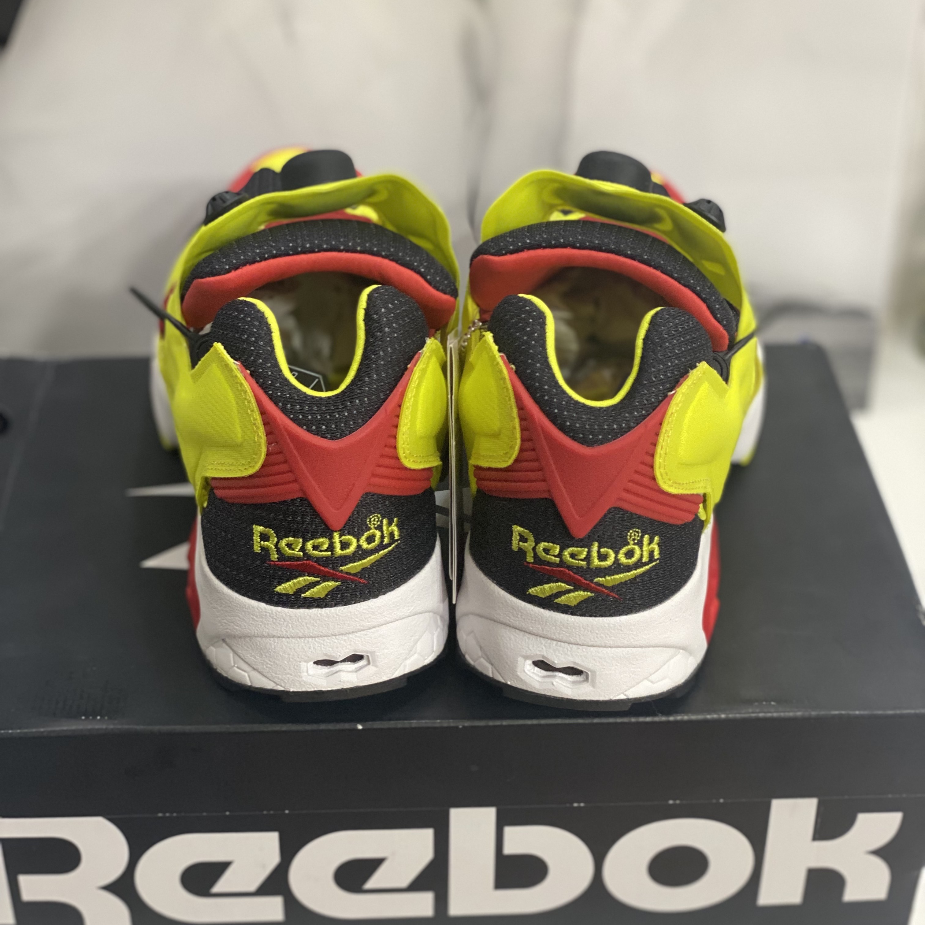 Reebok Instapump Fury Prototype Citron 착용 스타일 - 3