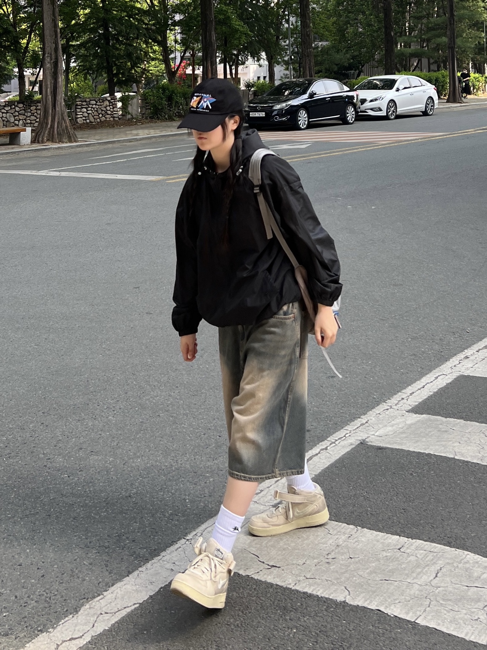 Nike x Stussy Air Force 1 '07 Mid SP Fossil 착용 스타일 - 2