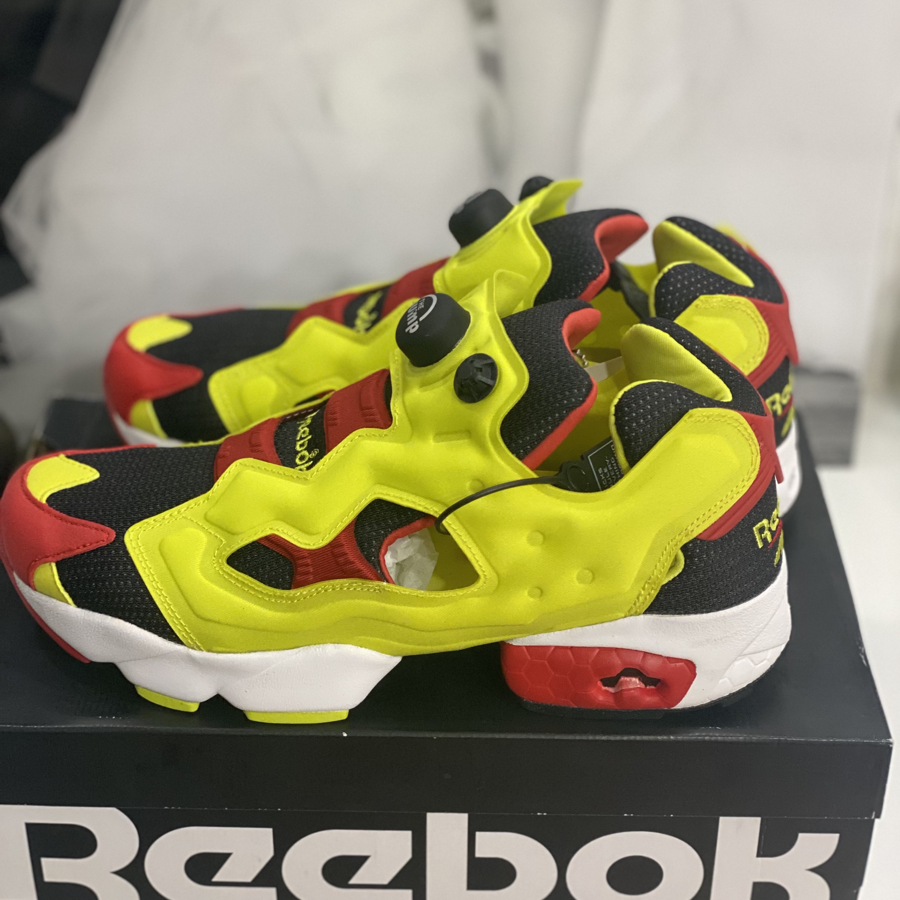 Reebok Instapump Fury Prototype Citron 착용 스타일 - 2