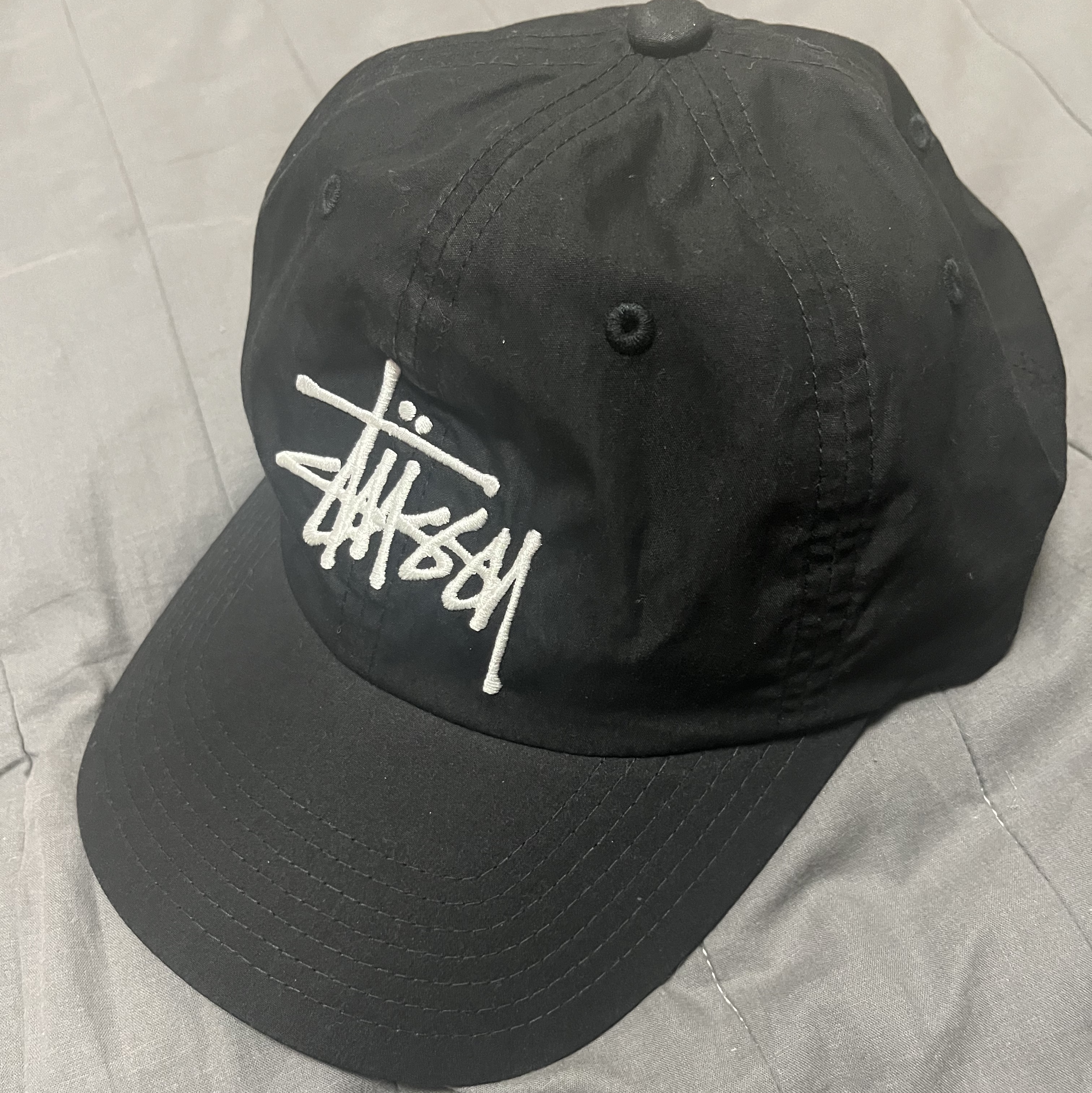 Stussy Bio Washed Big Logo Low Pro Cap Black 착용 스타일