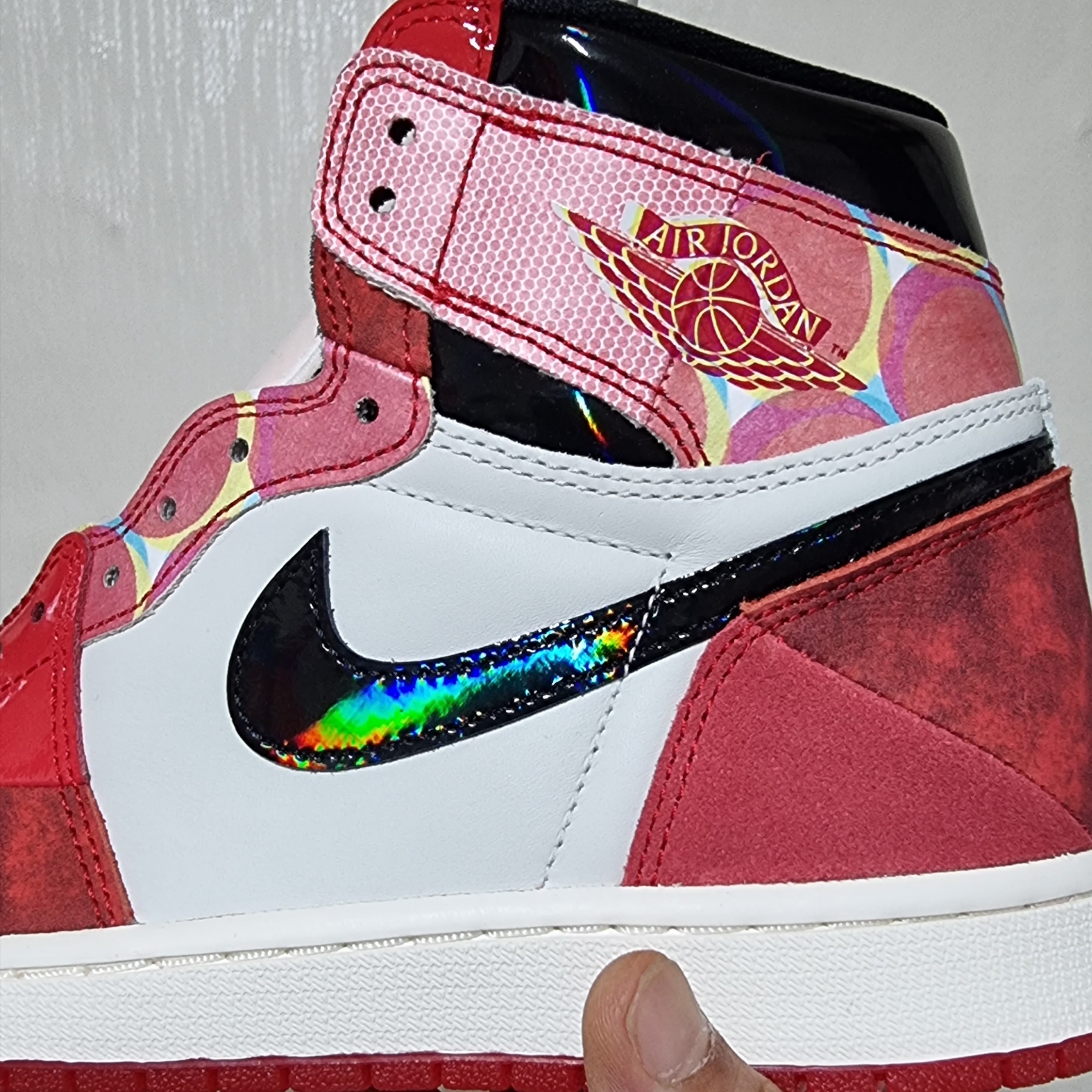 Jordan 1 Retro High Spider-Man Next Chapter 착용 스타일 - 4