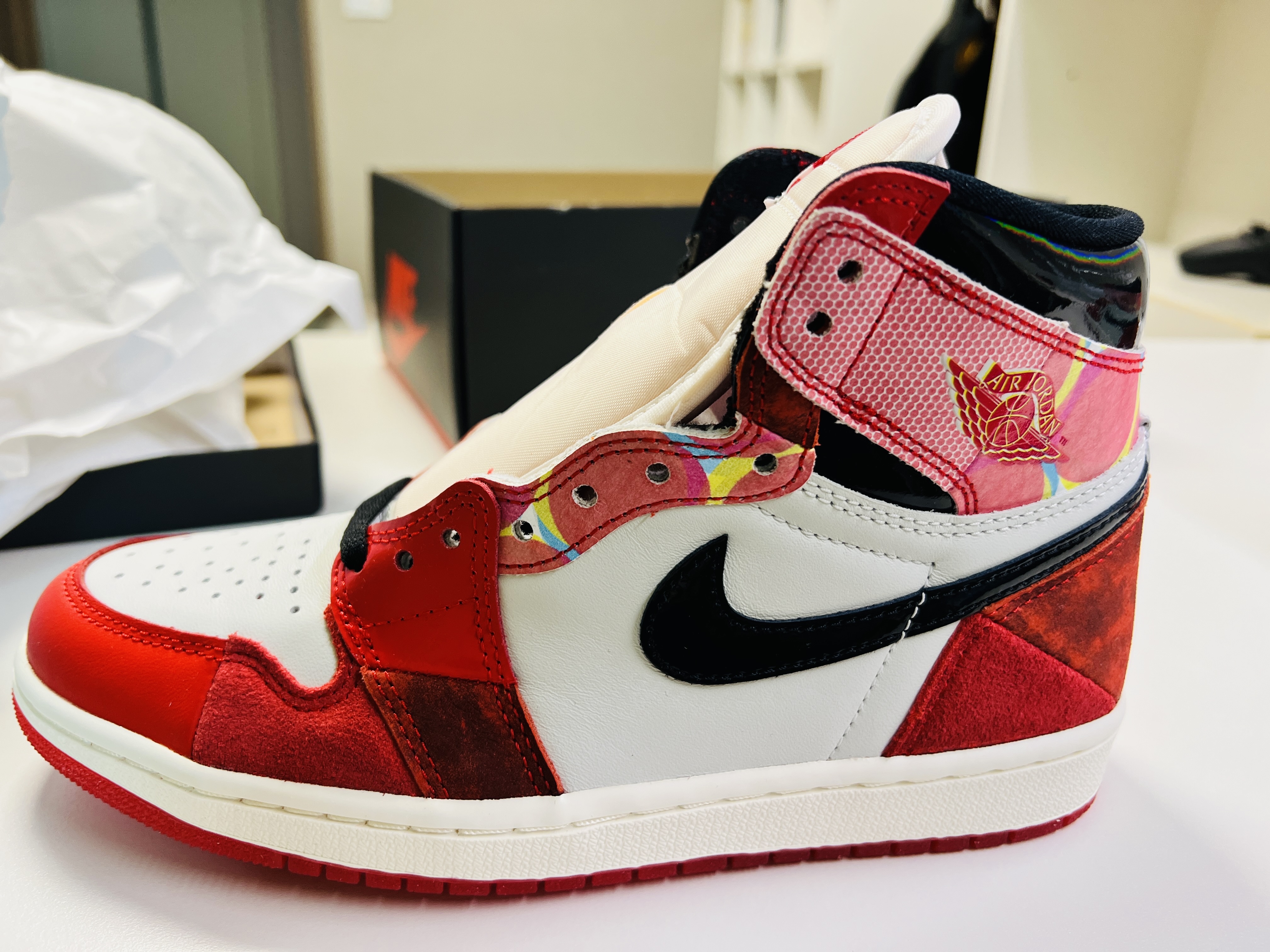 Jordan 1 Retro High Spider-Man Next Chapter 착용 스타일 - 4
