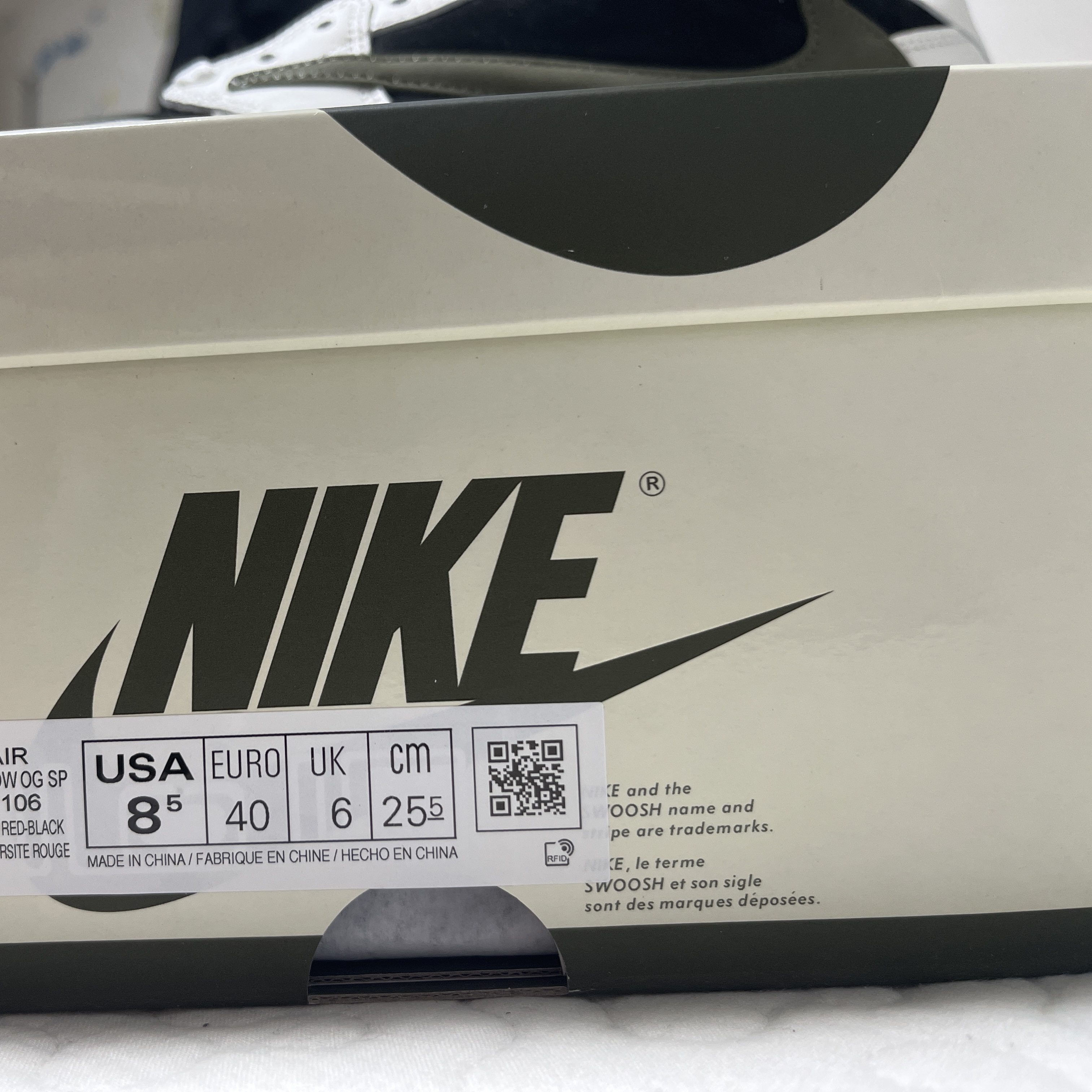 (W) Jordan 1 x Travis Scott Retro Low OG SP Medium Olive 착용 스타일