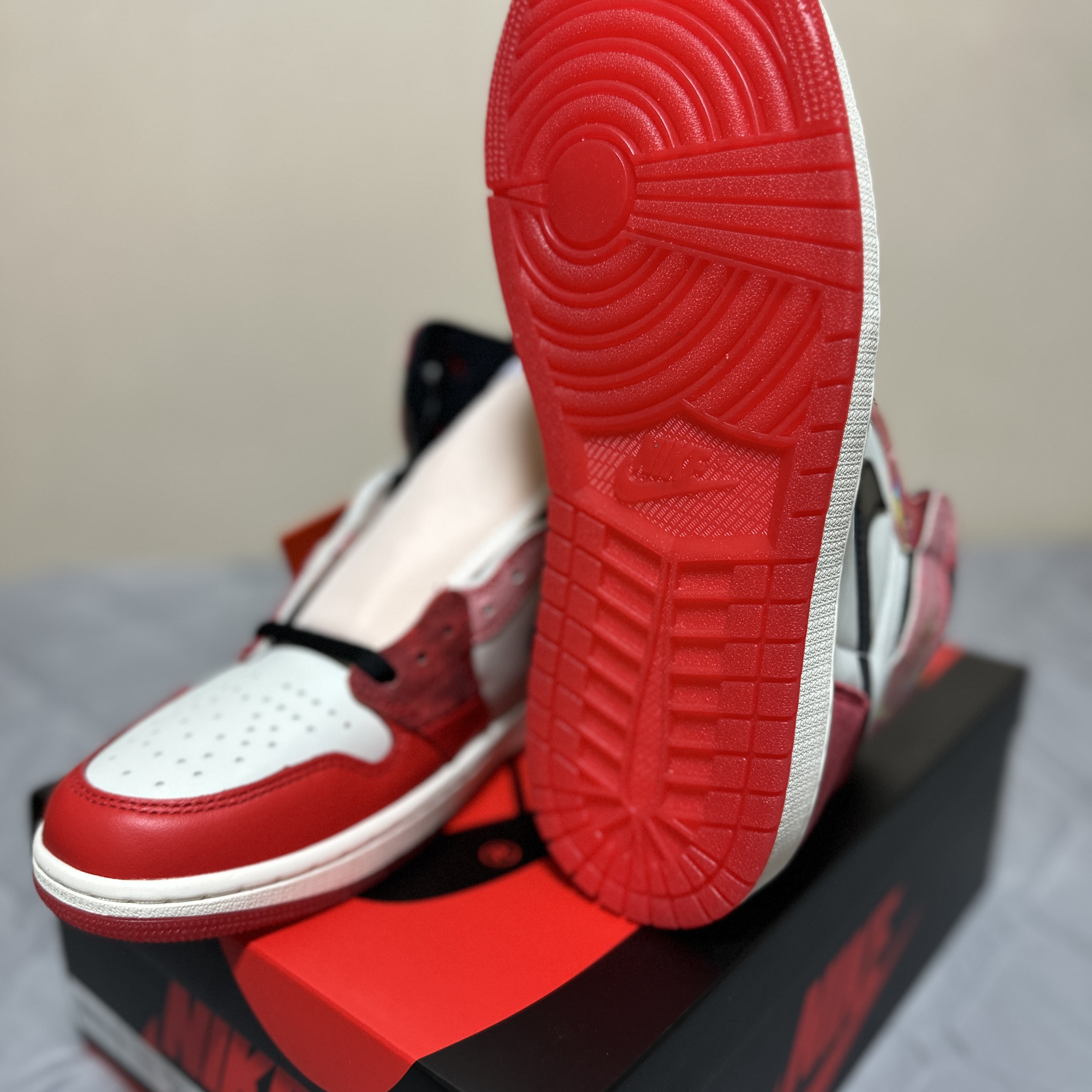 Jordan 1 Retro High Spider-Man Next Chapter 착용 스타일 - 3