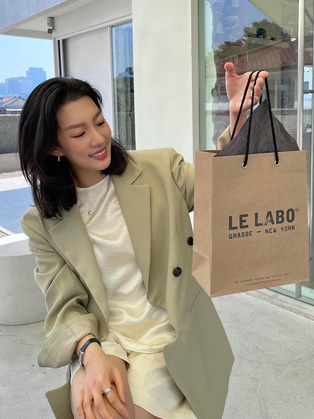 Le Labo Santal 33 Eau De Parfum 100ml 착용 스타일