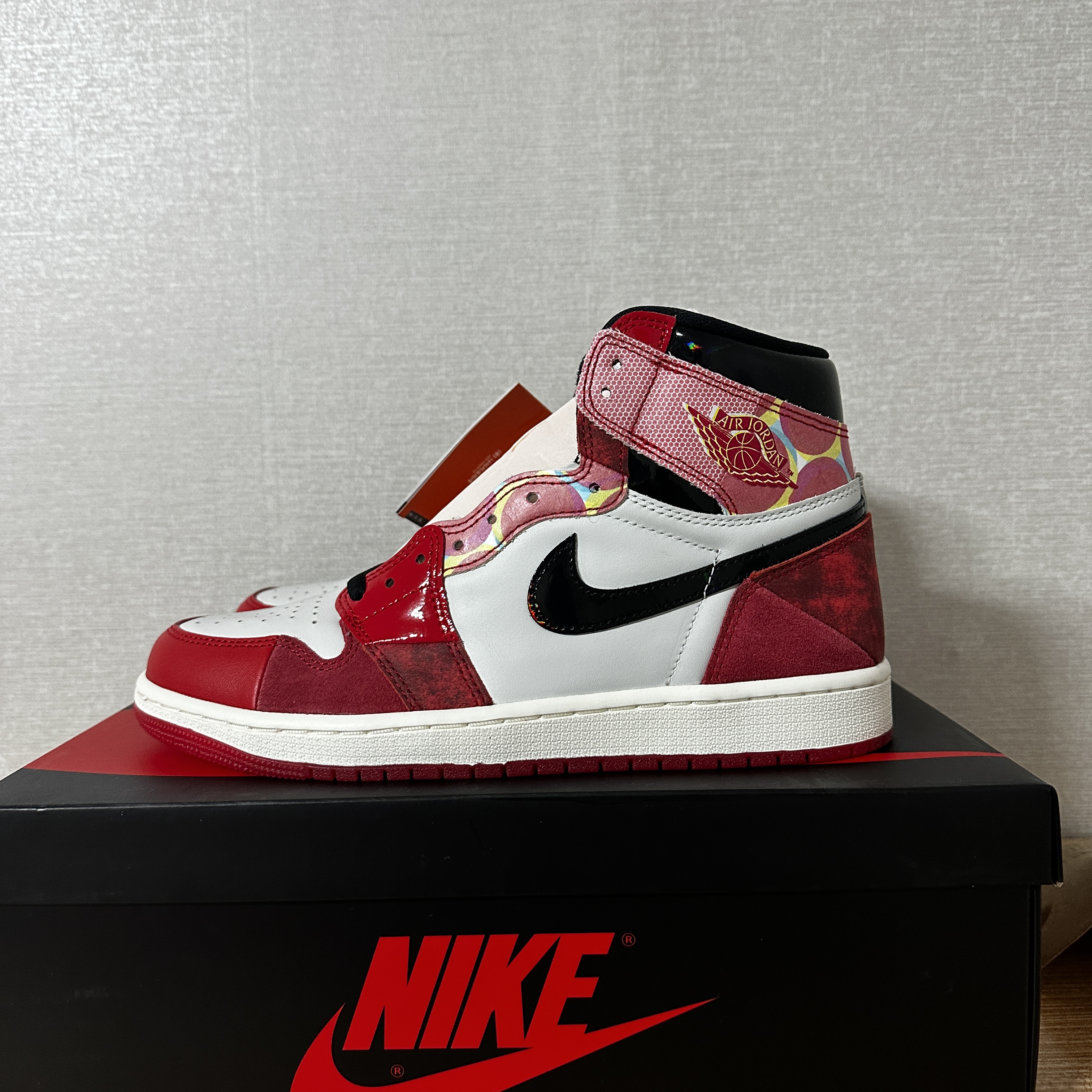 Jordan 1 Retro High Spider-Man Next Chapter 착용 스타일 - 2