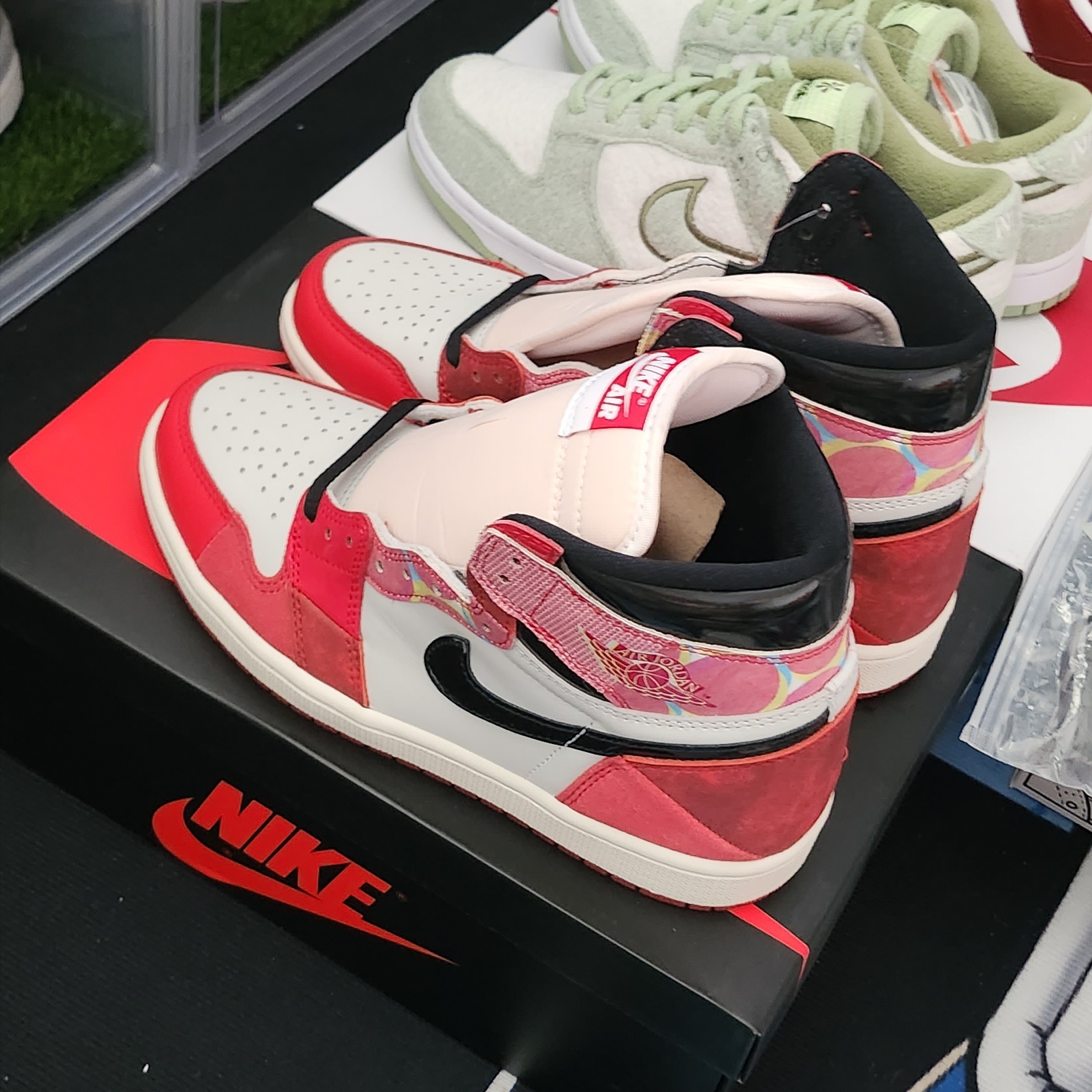 Jordan 1 Retro High Spider-Man Next Chapter 착용 스타일 - 2