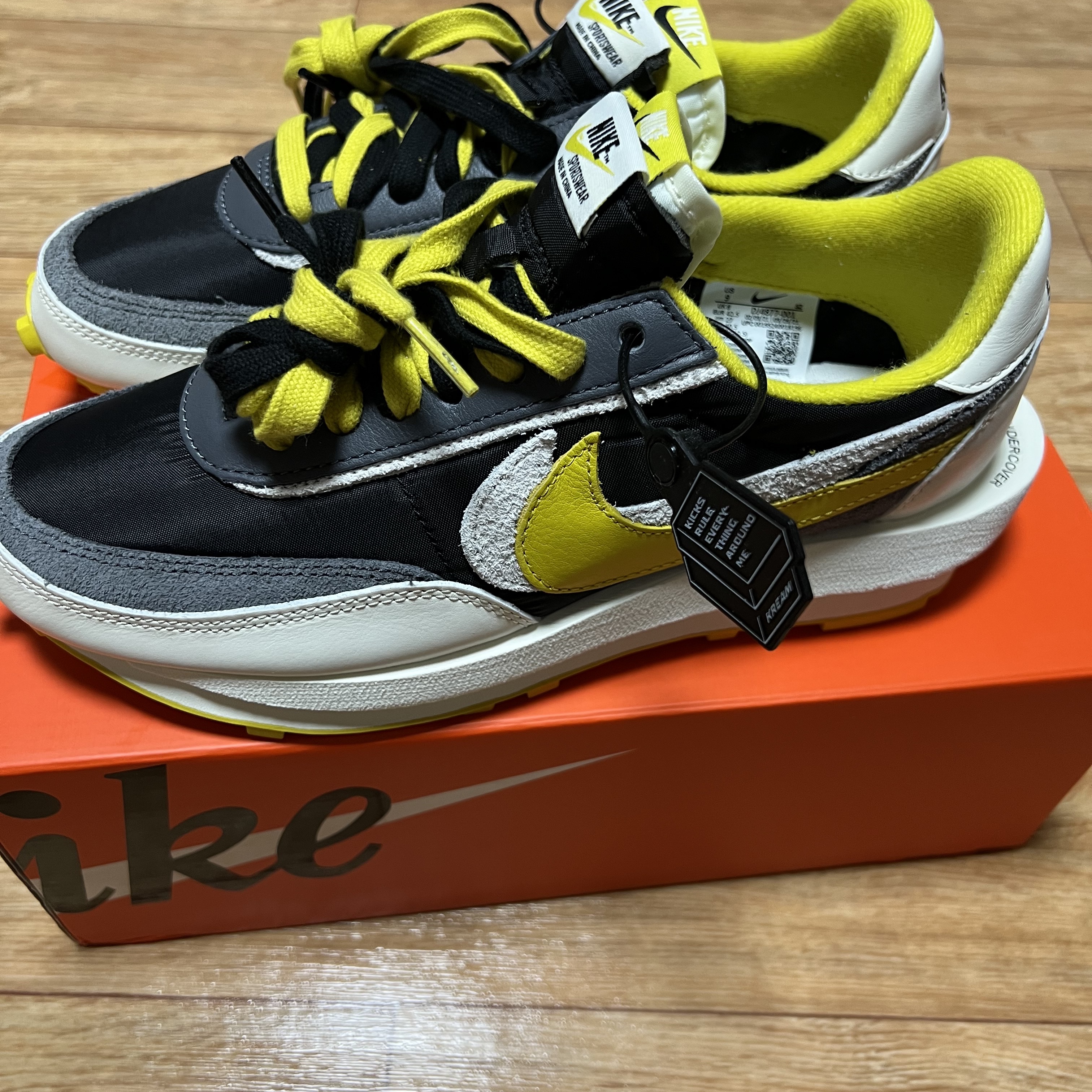 Nike x Sacai x Undercover LDWaffle Black Bright Citron 착용 스타일 - 3