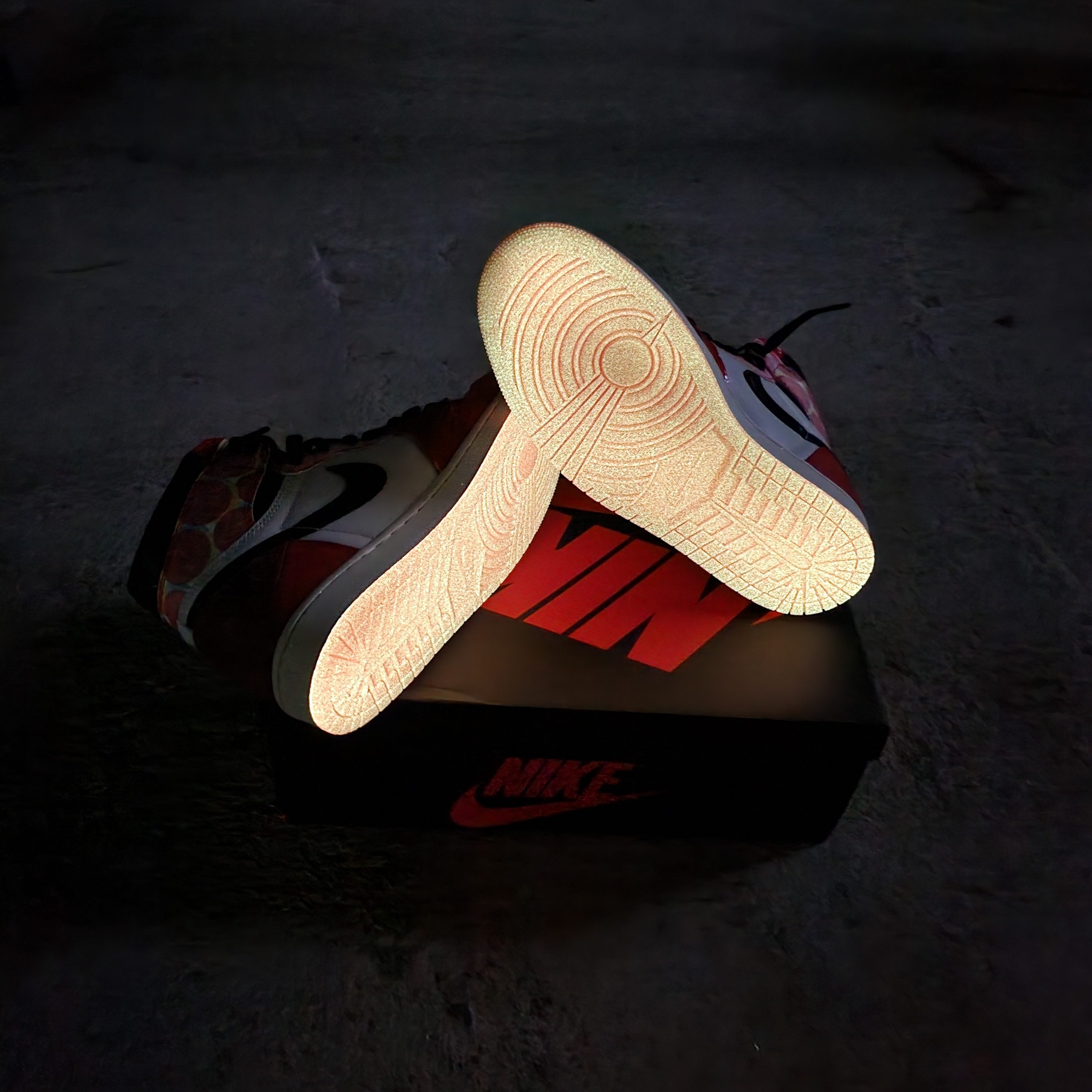 Jordan 1 Retro High Spider-Man Next Chapter 착용 스타일 - 2