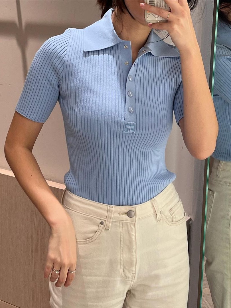 (W) Courreges Rib Knit AC Polo Sky 착용 스타일