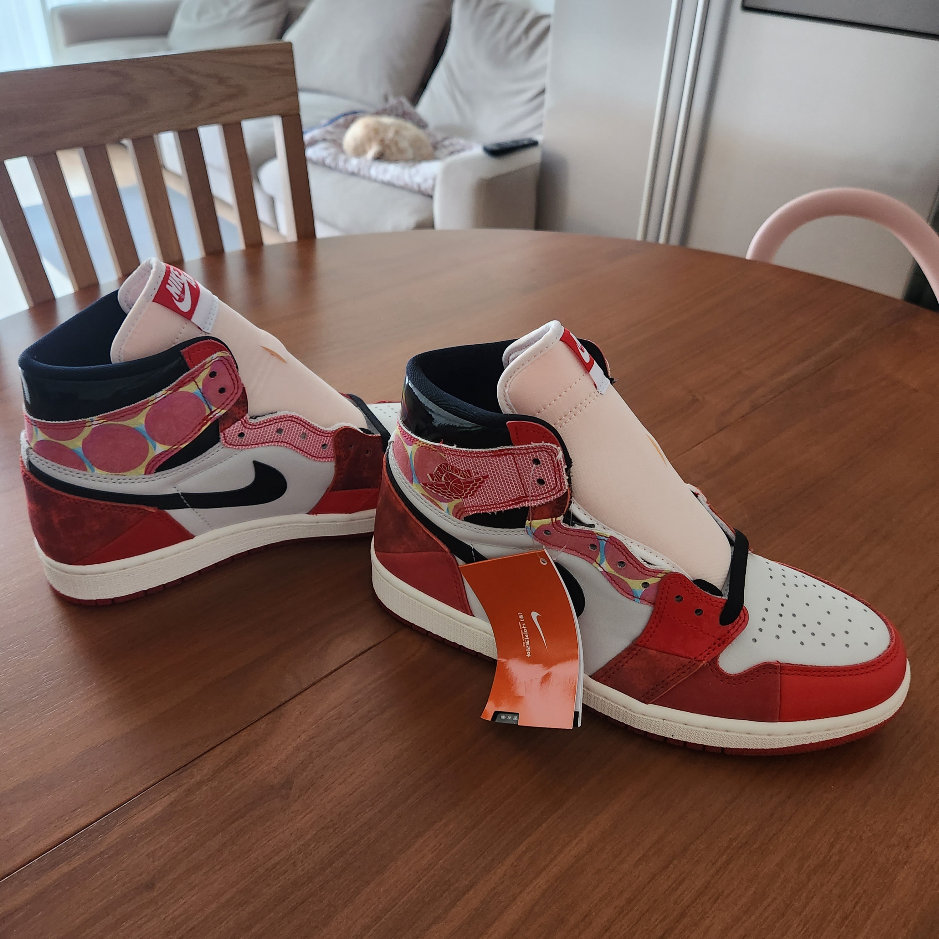Jordan 1 Retro High Spider-Man Next Chapter 착용 스타일