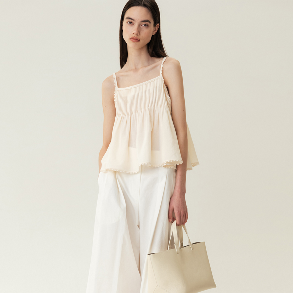 킨더살몬 우먼 핀턱 레이스 슬리브리스 탑 크림(Kindersalmon Women Pintuck Lace Sleeveless Top Cream) - 3
