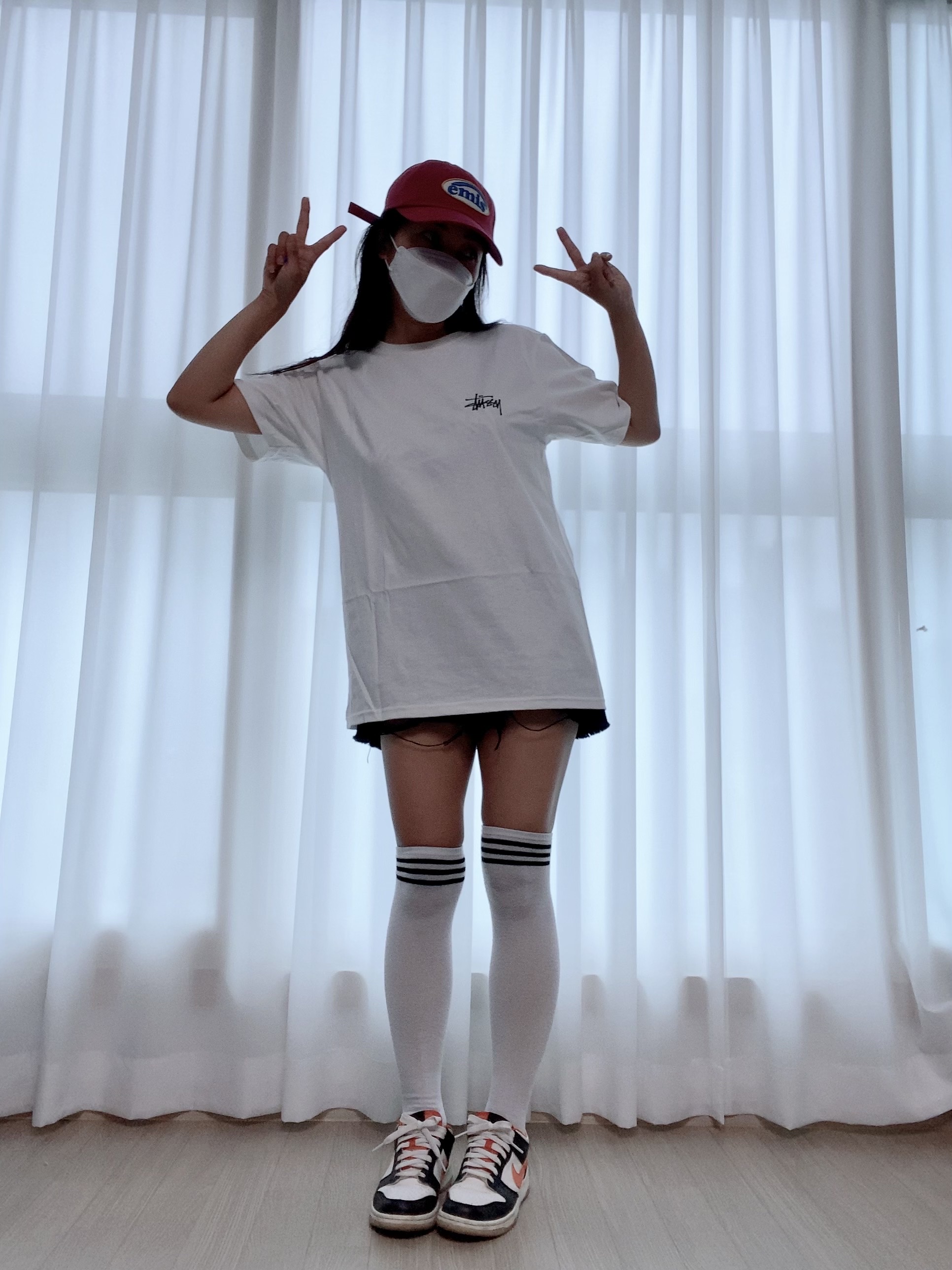 Stussy Melted T-Shirt White, (GS) Nike Dunk Low PRM Halloween 착용 스타일 - 2