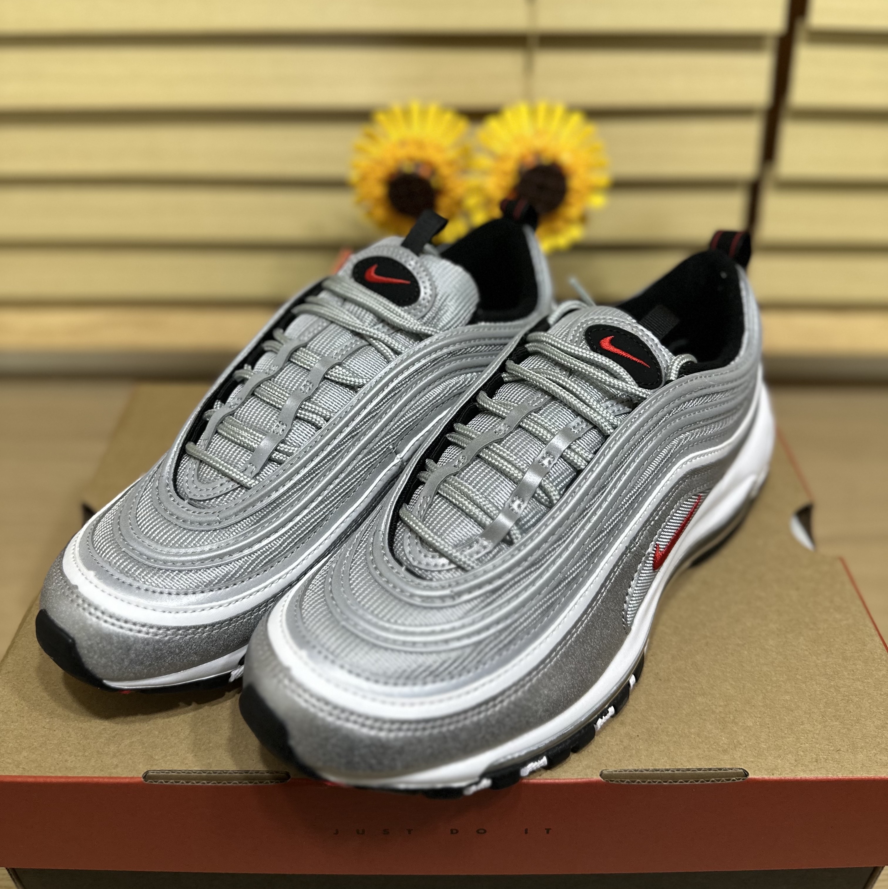 Nike Air Max 97 OG Silver Bullet 2022 착용 스타일