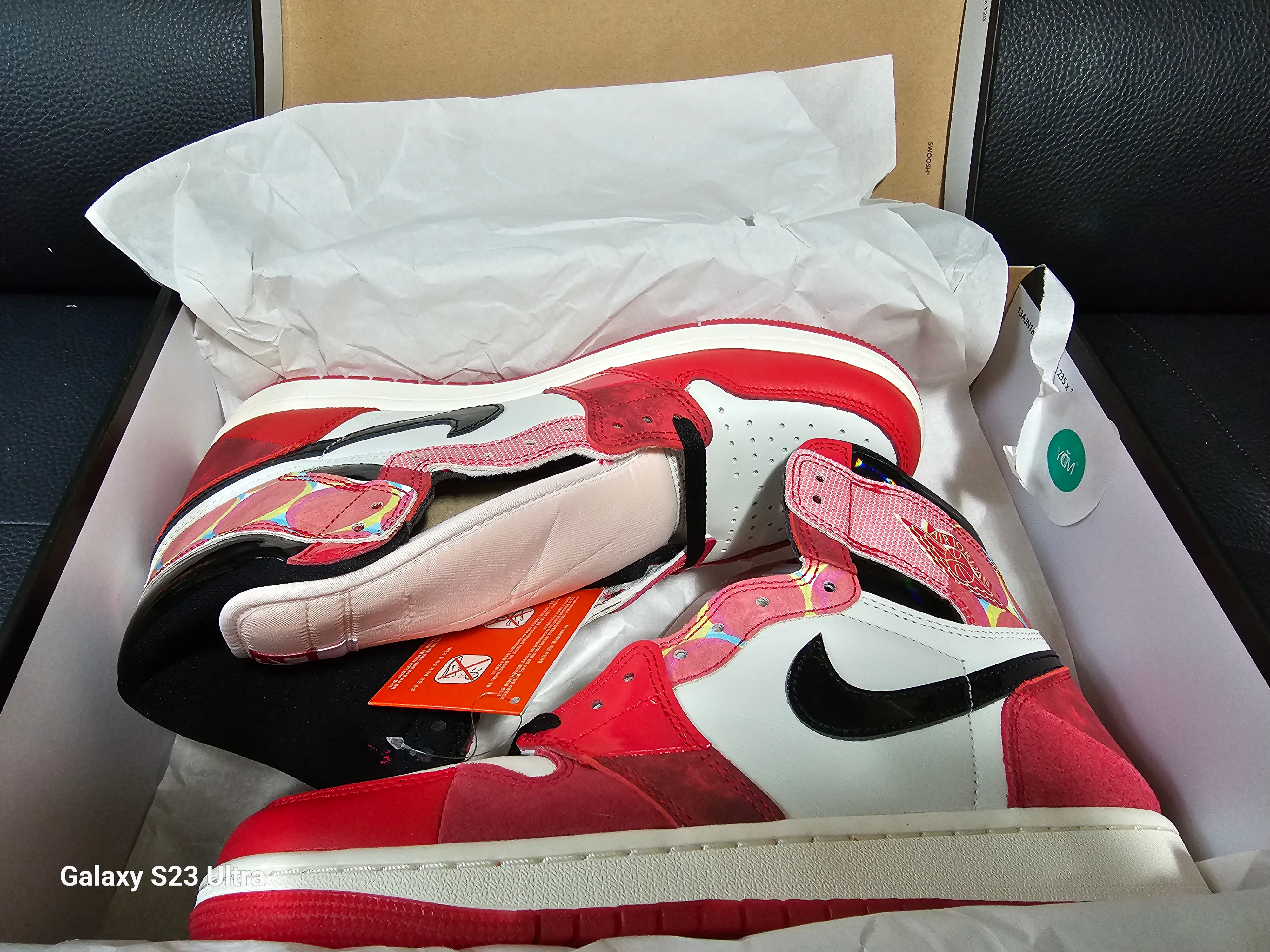 Jordan 1 Retro High Spider-Man Next Chapter 착용 스타일 - 3