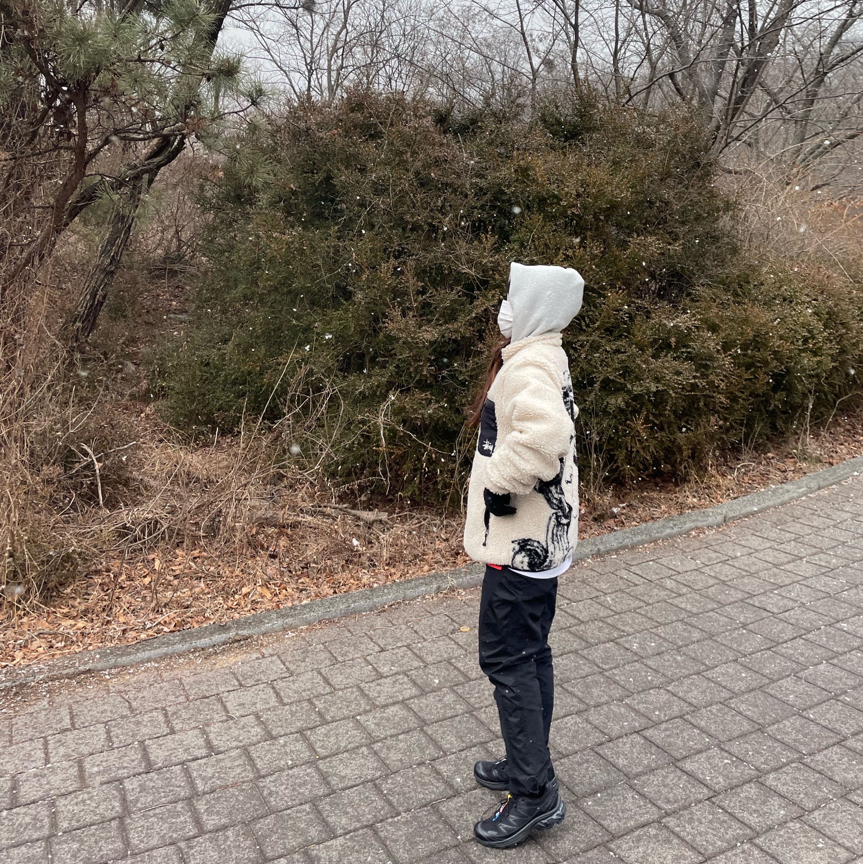 Stussy Venus Jacquard Sherpa Jacket Natural, Salomon XT-6 ADV Black 착용 스타일 - 2