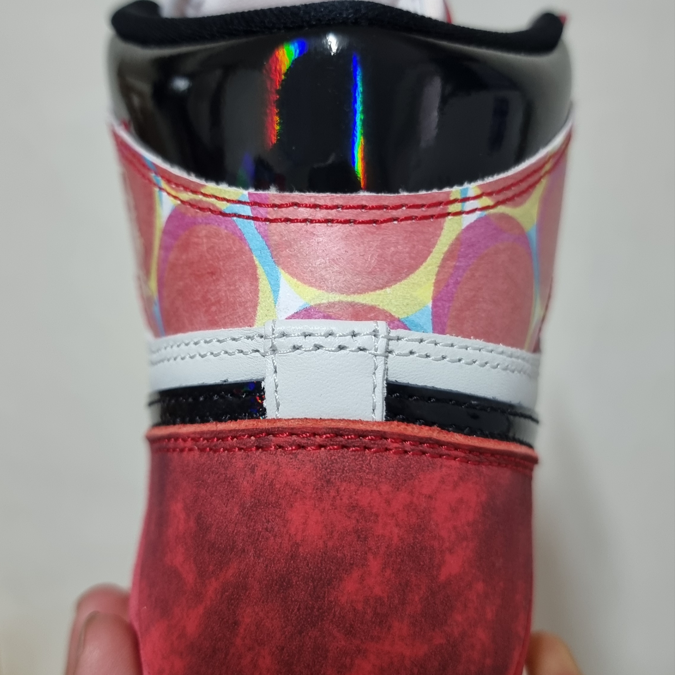 Jordan 1 Retro High Spider-Man Next Chapter 착용 스타일 - 5