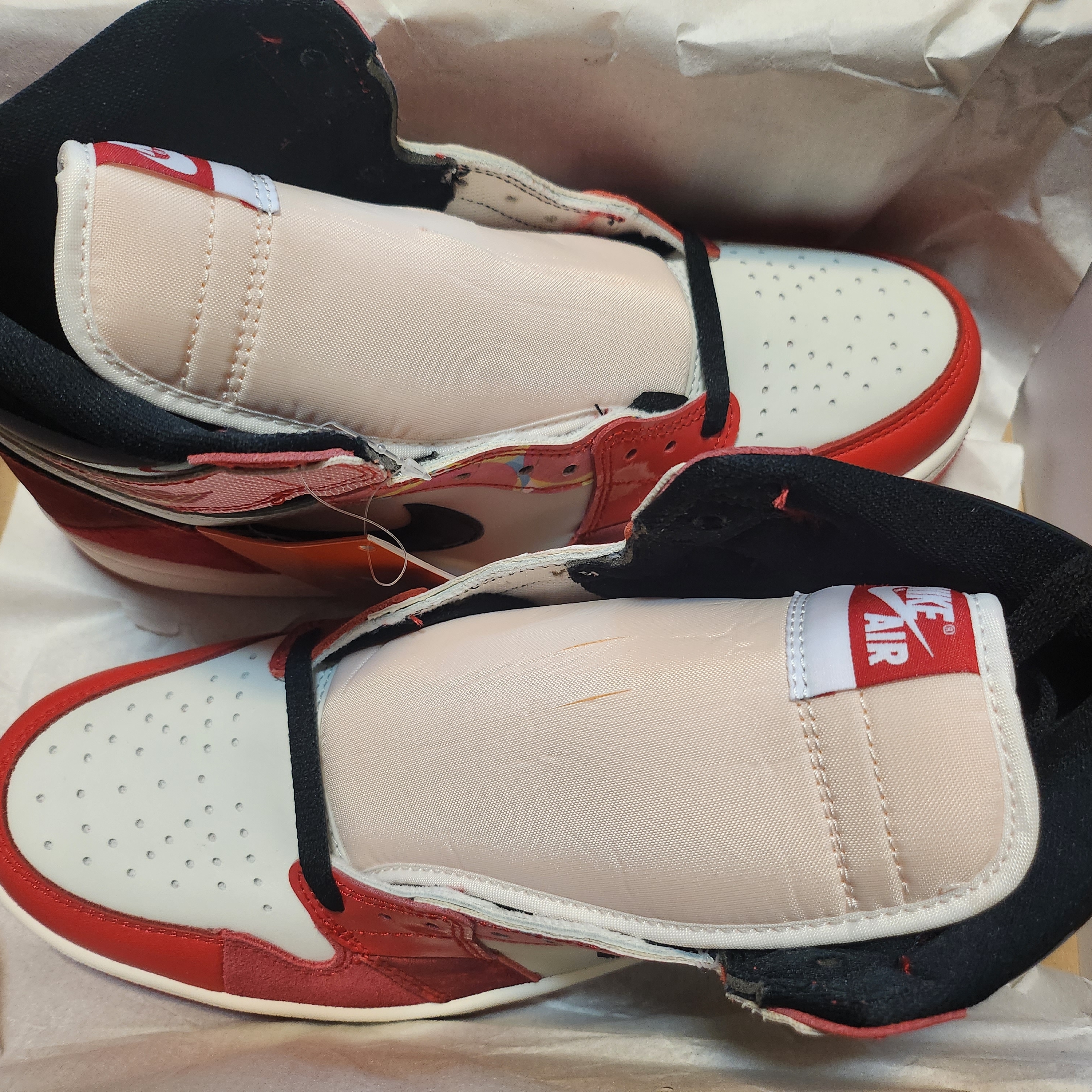 Jordan 1 Retro High Spider-Man Next Chapter 착용 스타일 - 3