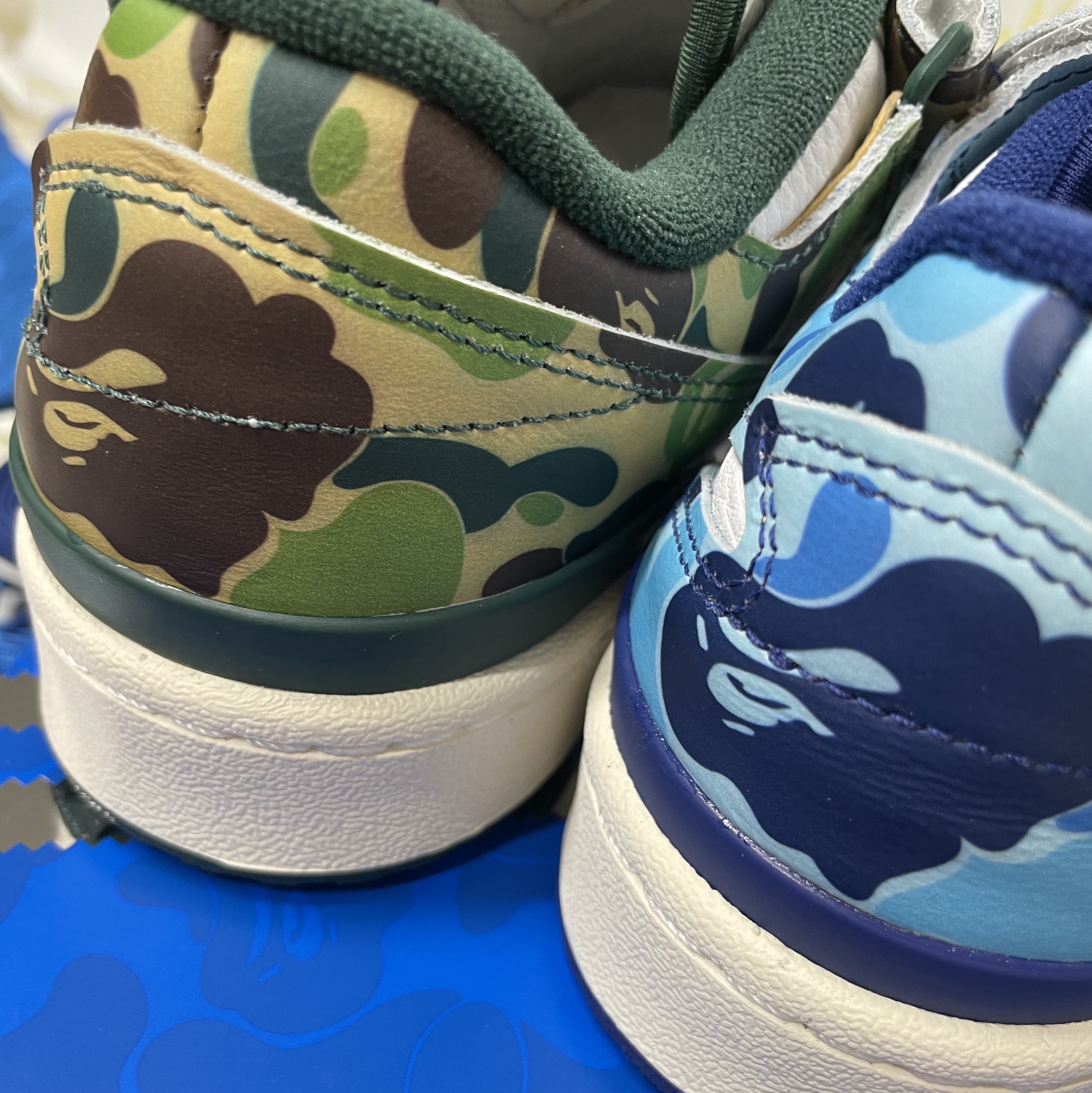 Adidas x BAPE Forum 84 Low Green Camo, Adidas x BAPE Forum 84 Low Blue Camo 착용 스타일 - 2