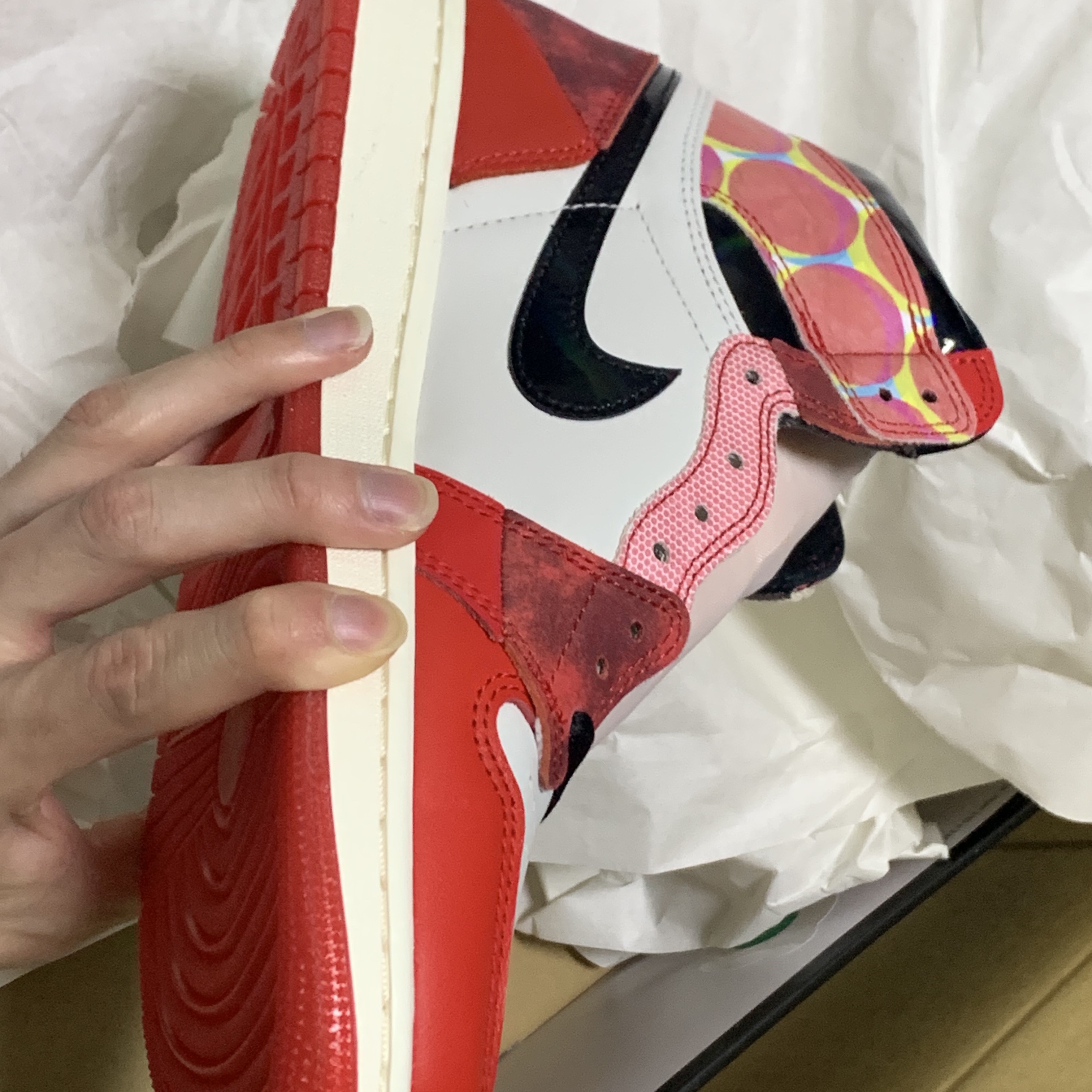 Jordan 1 Retro High Spider-Man Next Chapter 착용 스타일 - 3